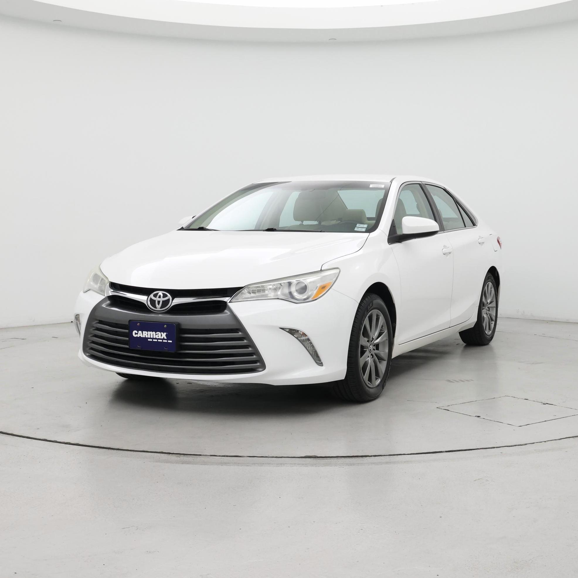 Thumbnail: 2016 Toyota Camry - 4