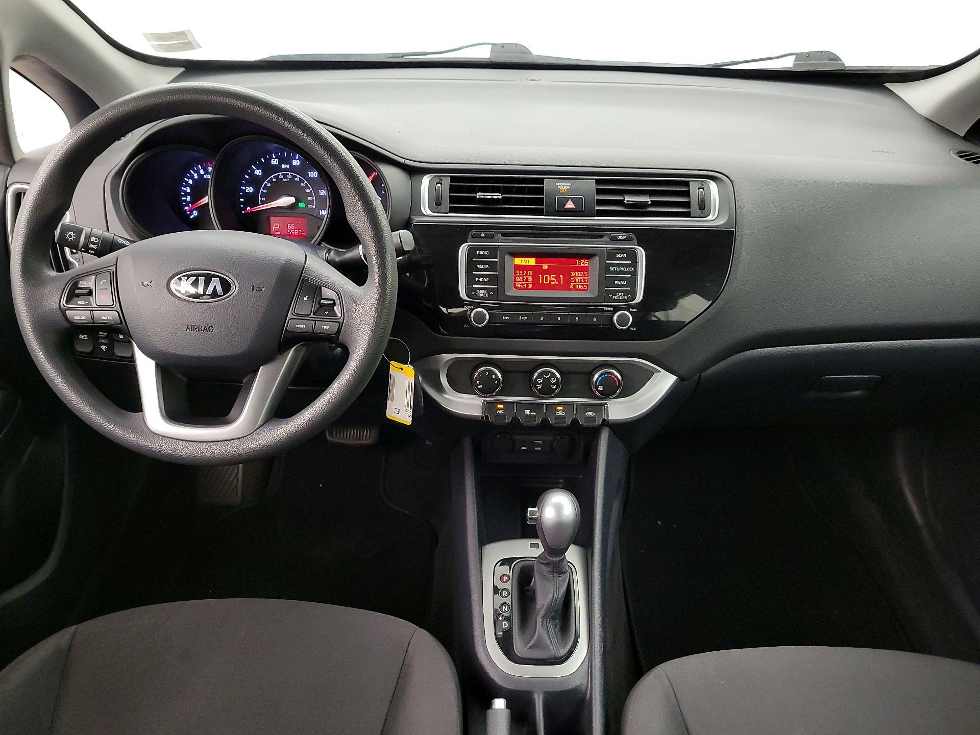 Thumbnail: 2016 Kia Rio - 9