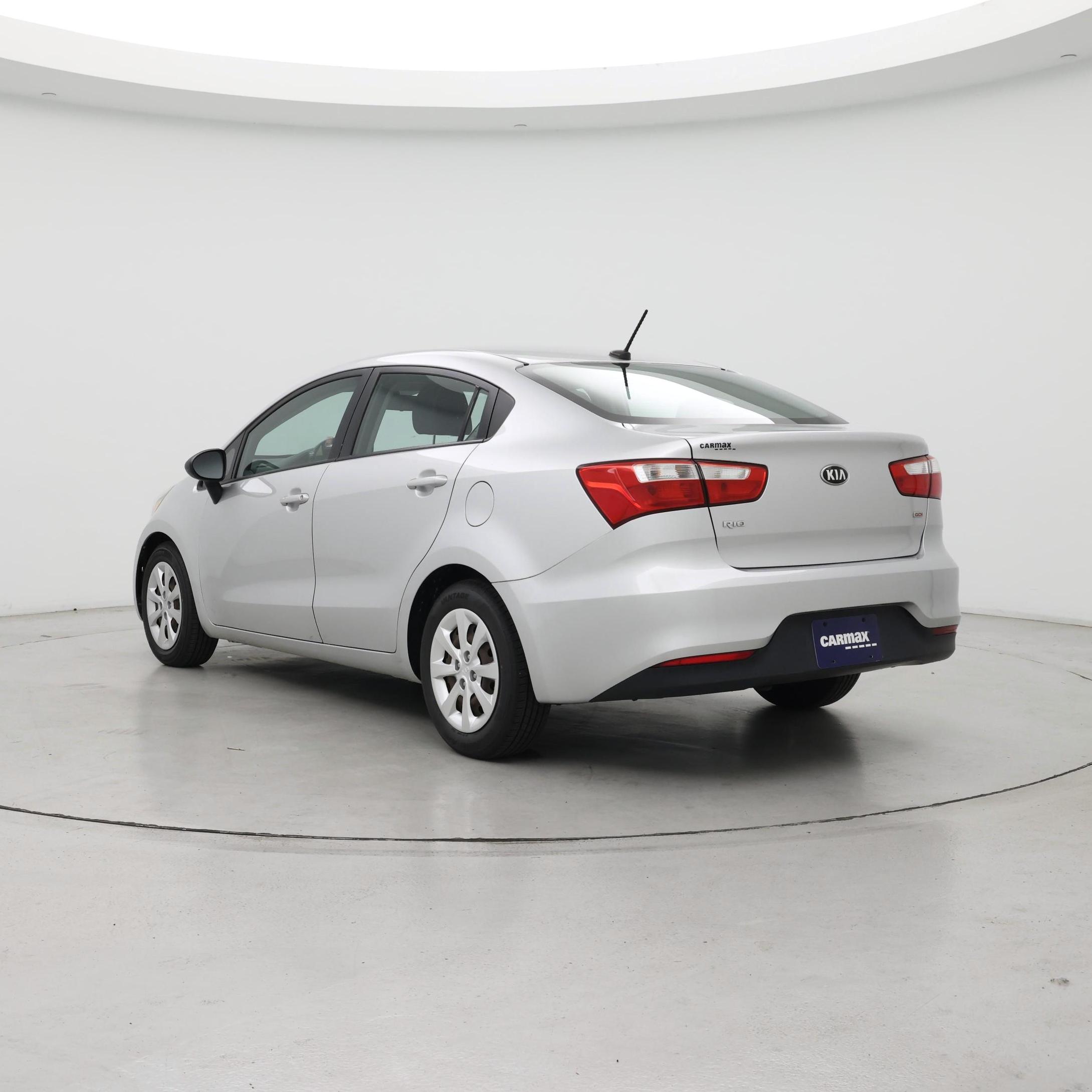 Thumbnail: 2016 Kia Rio - 2