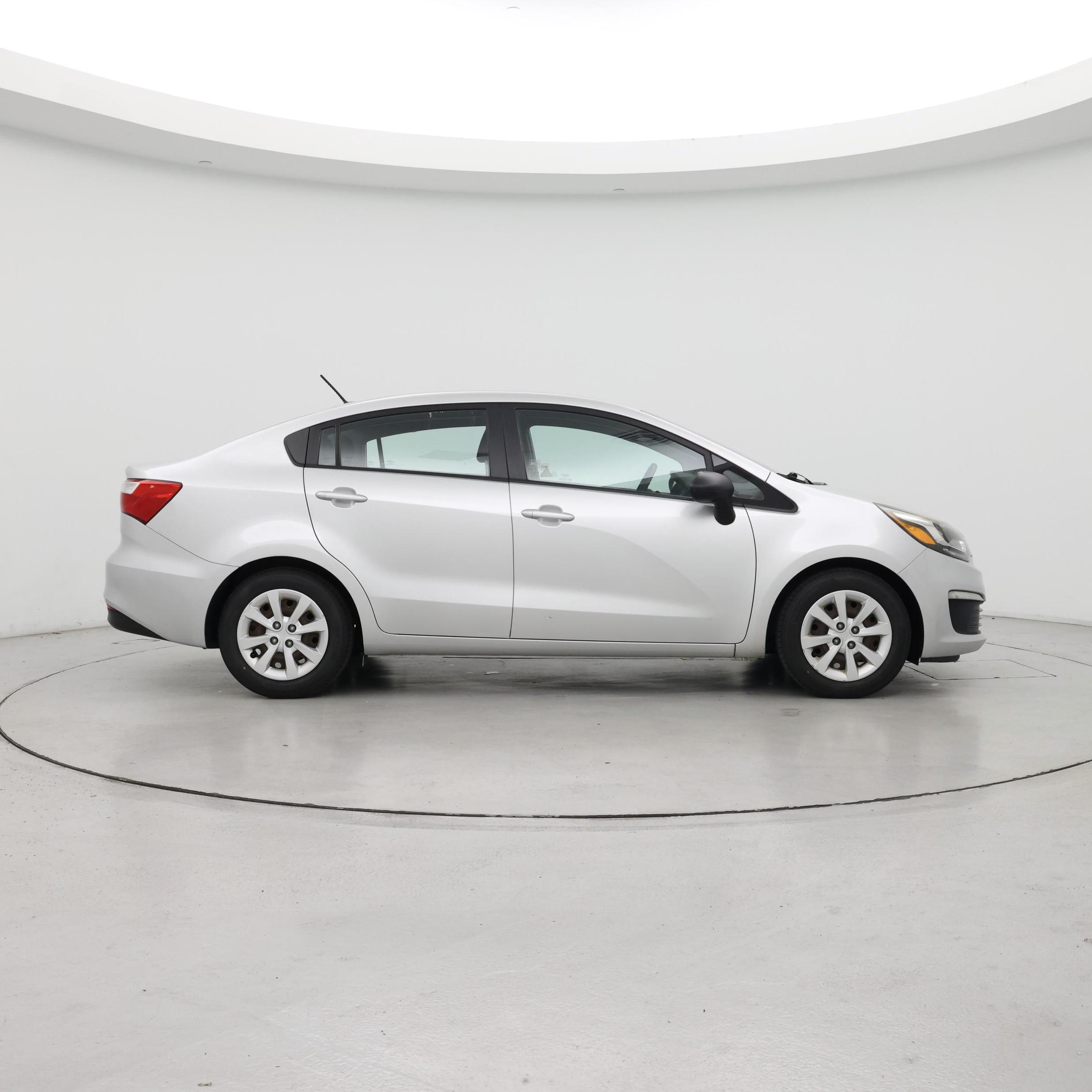 Thumbnail: 2016 Kia Rio - 7