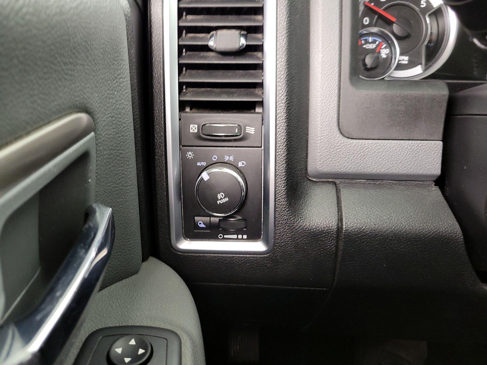 Thumbnail: 2016 RAM 1500 - 13