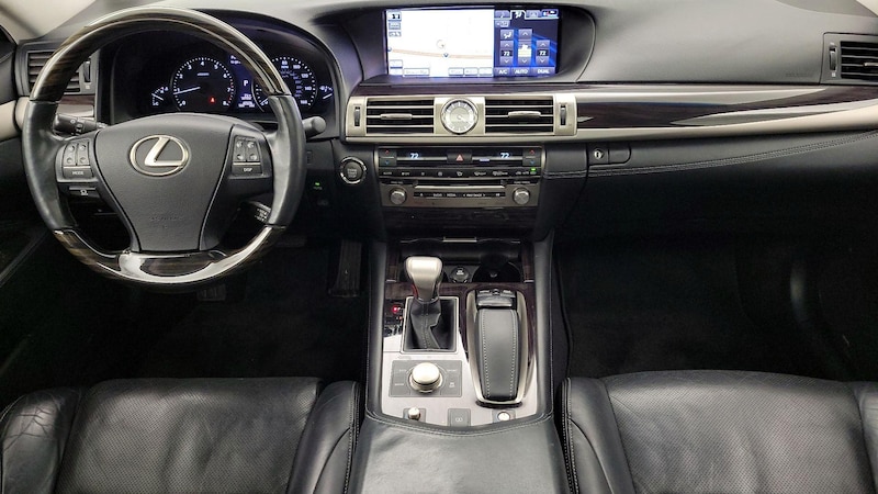 2014 Lexus LS 460 9