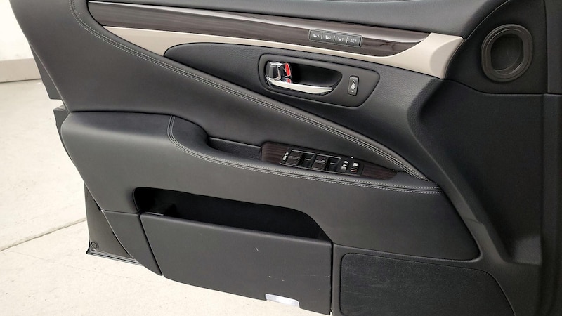2014 Lexus LS 460 12