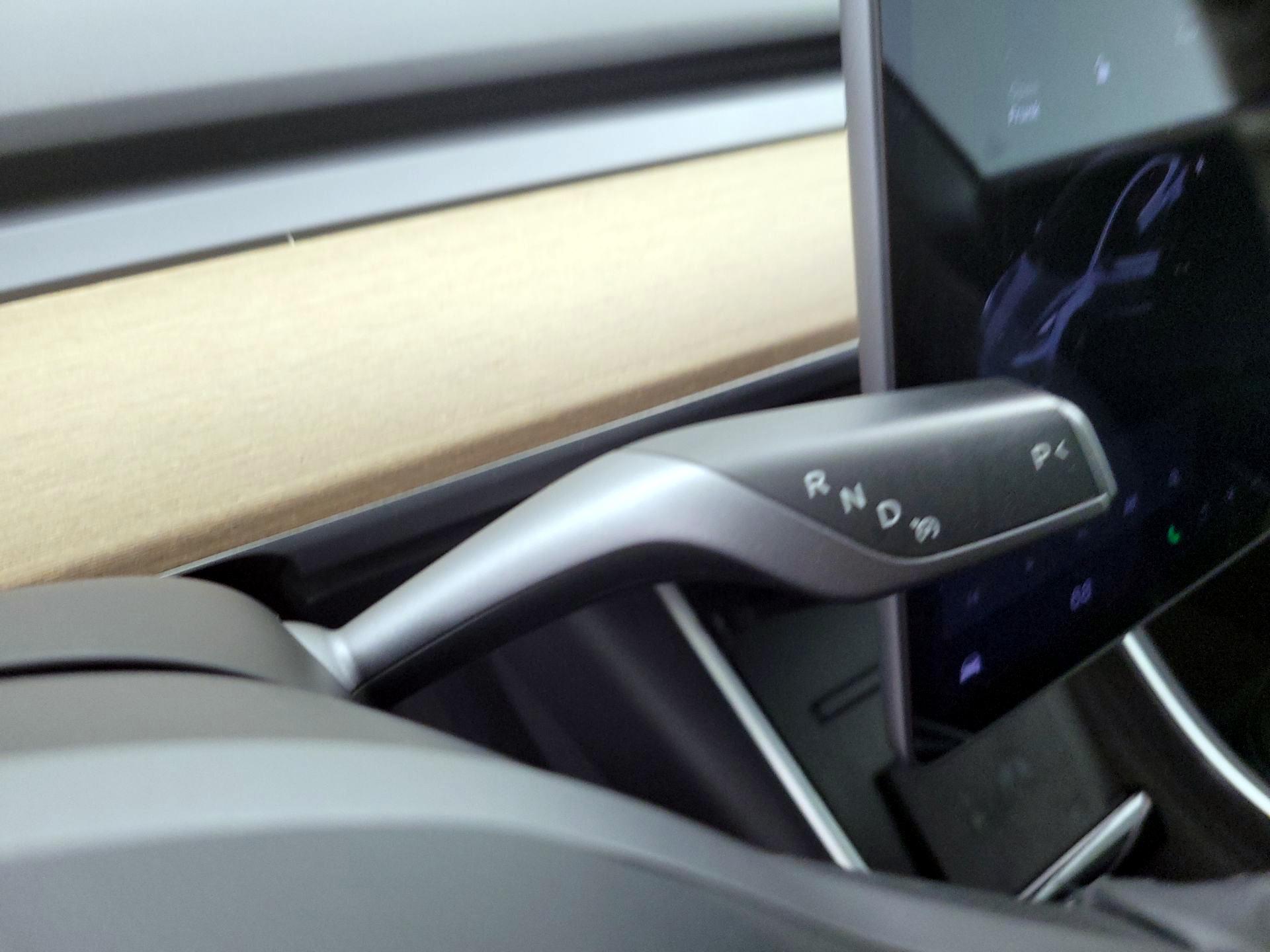 Thumbnail: 2020 Tesla Model 3 - 16