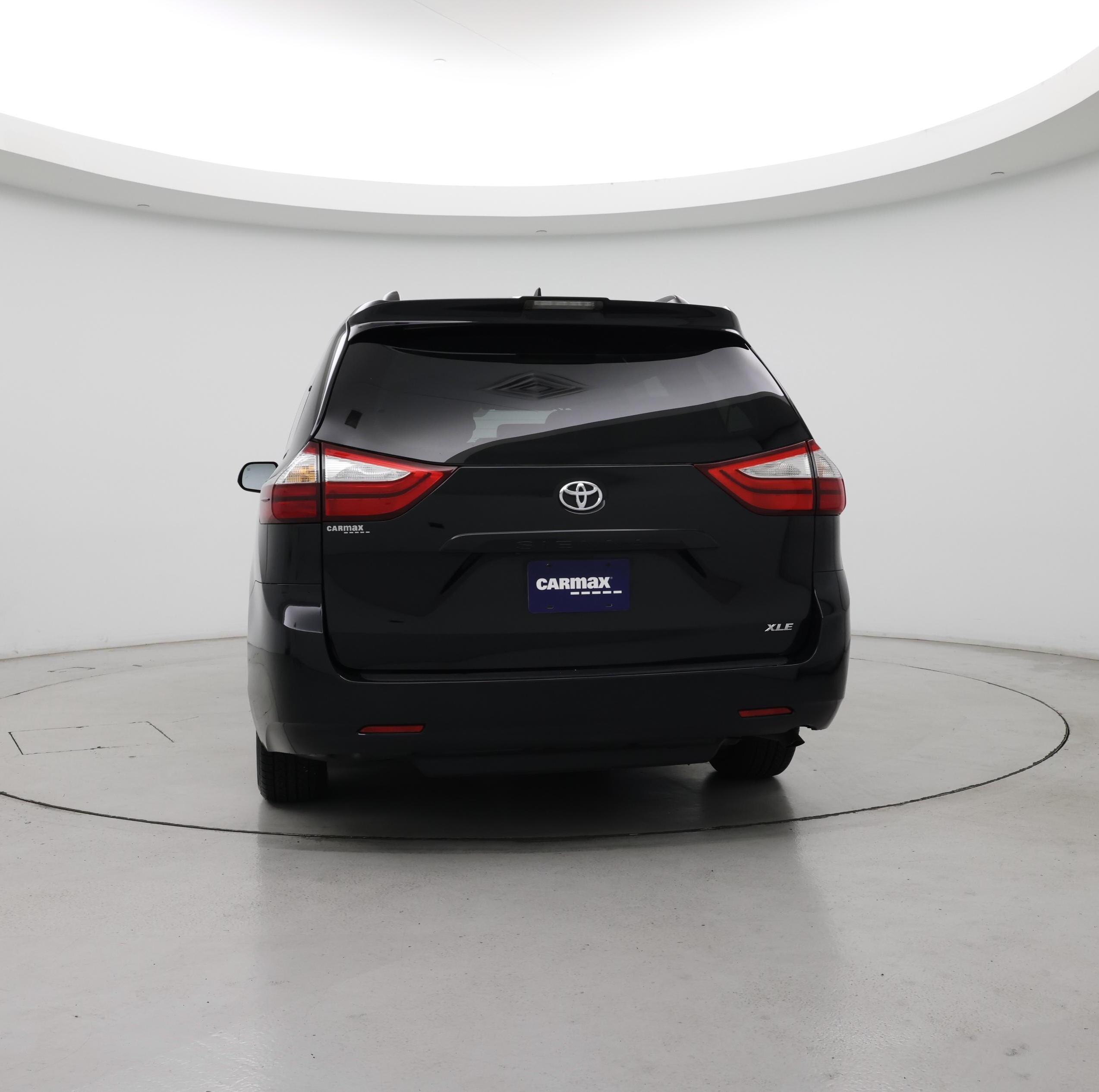 Thumbnail: 2018 Toyota Sienna - 6