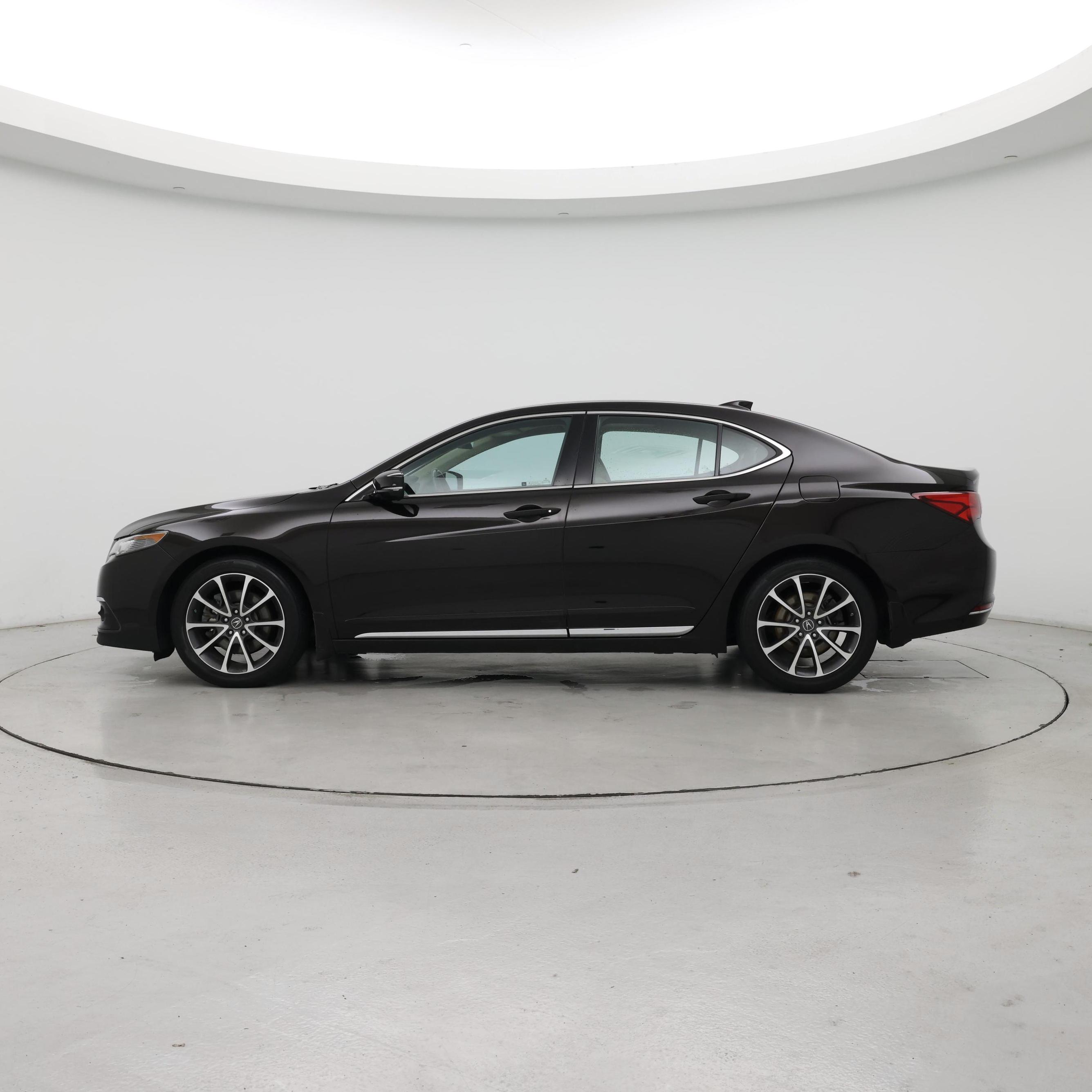 Thumbnail: 2015 Acura TLX - 3