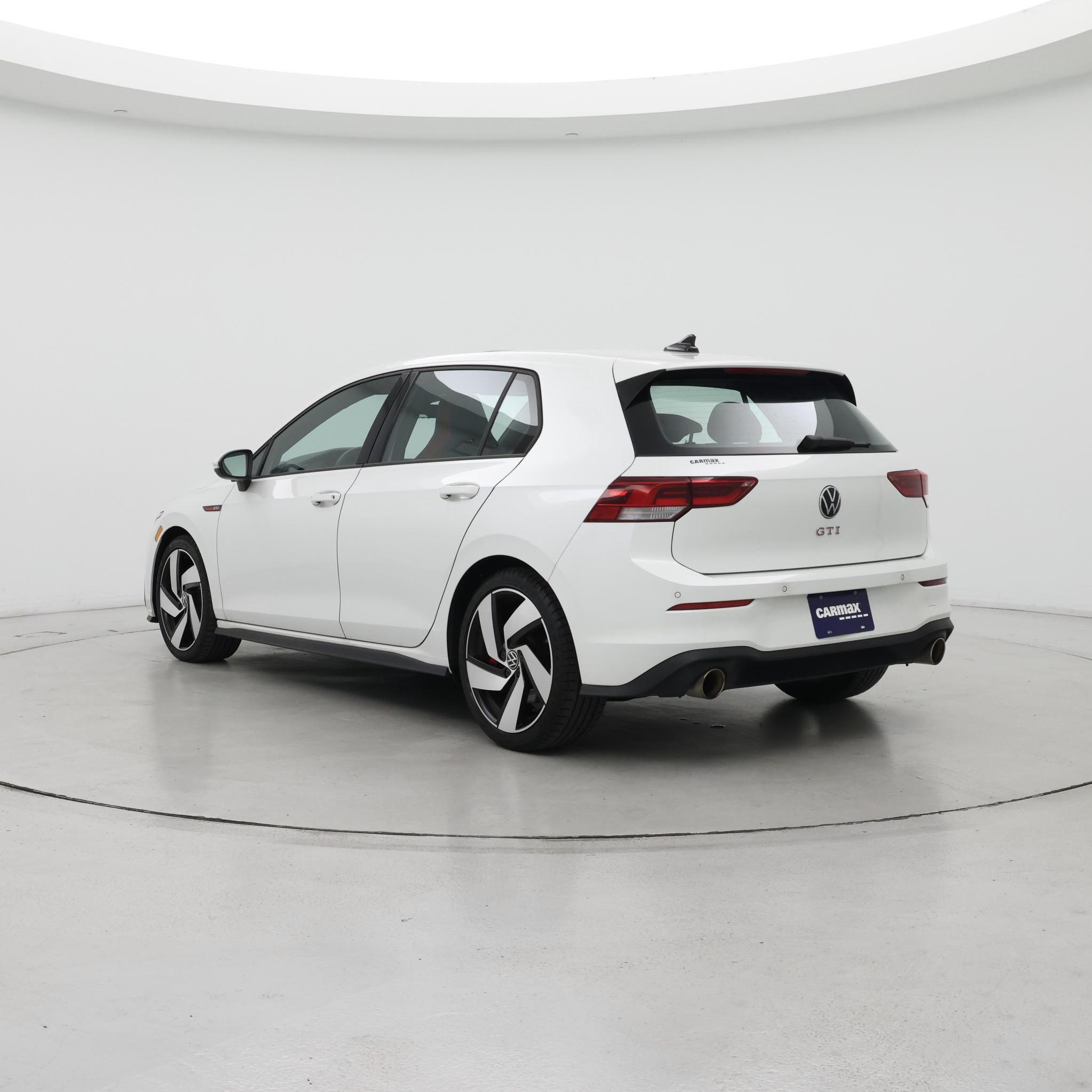 Thumbnail: 2022 Volkswagen Golf - 2