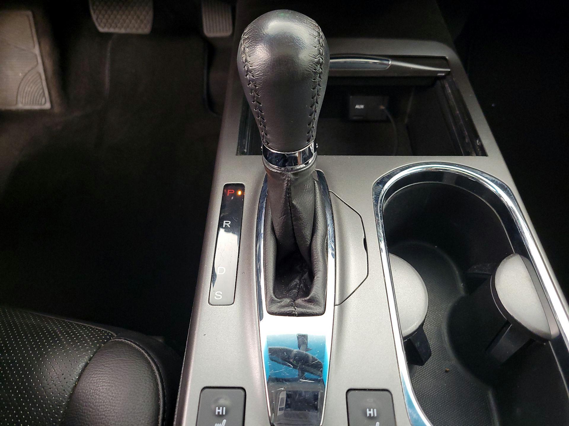 Thumbnail: 2015 Acura RDX - 18