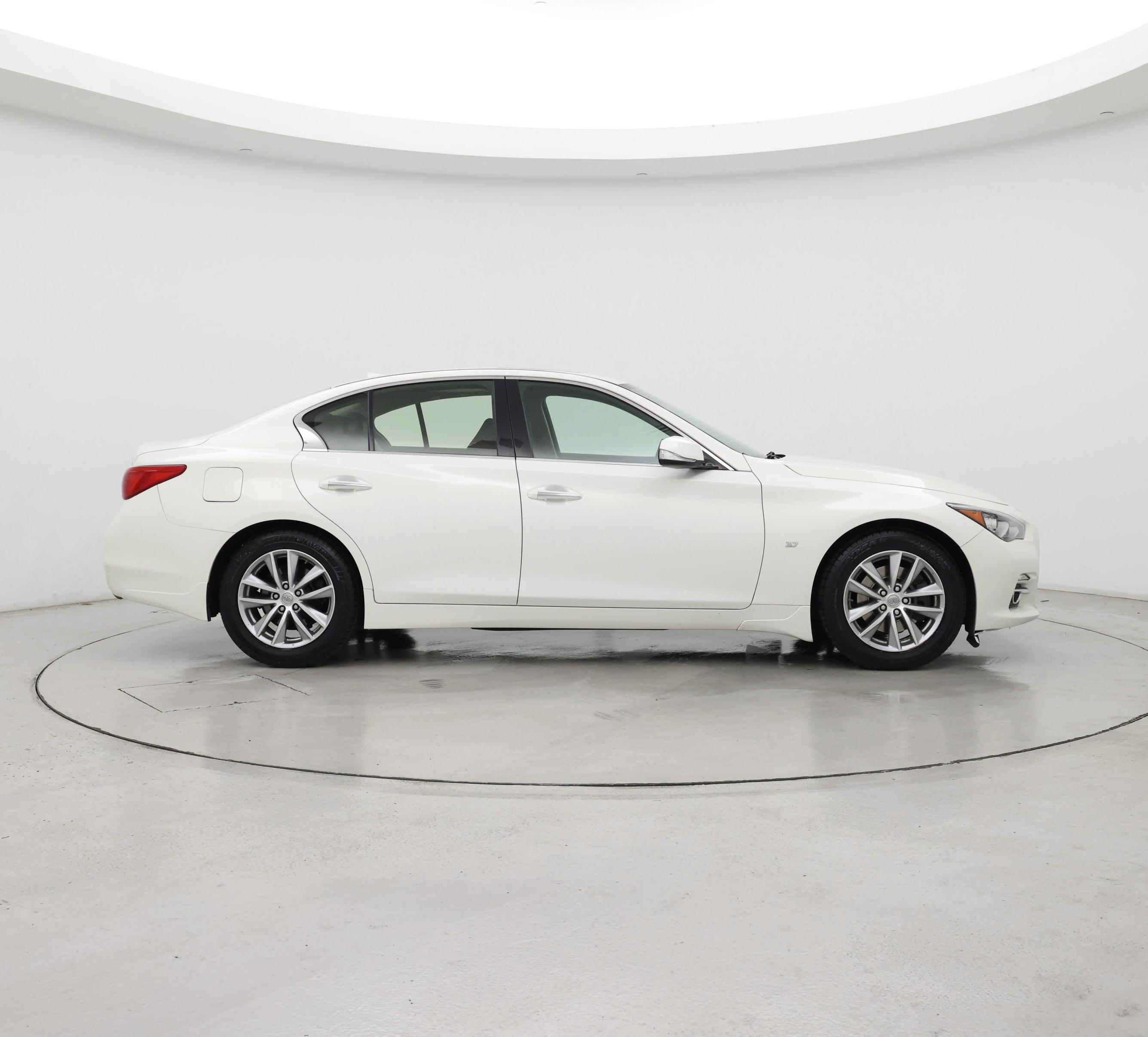 Thumbnail: 2014 INFINITI Q50 - 7