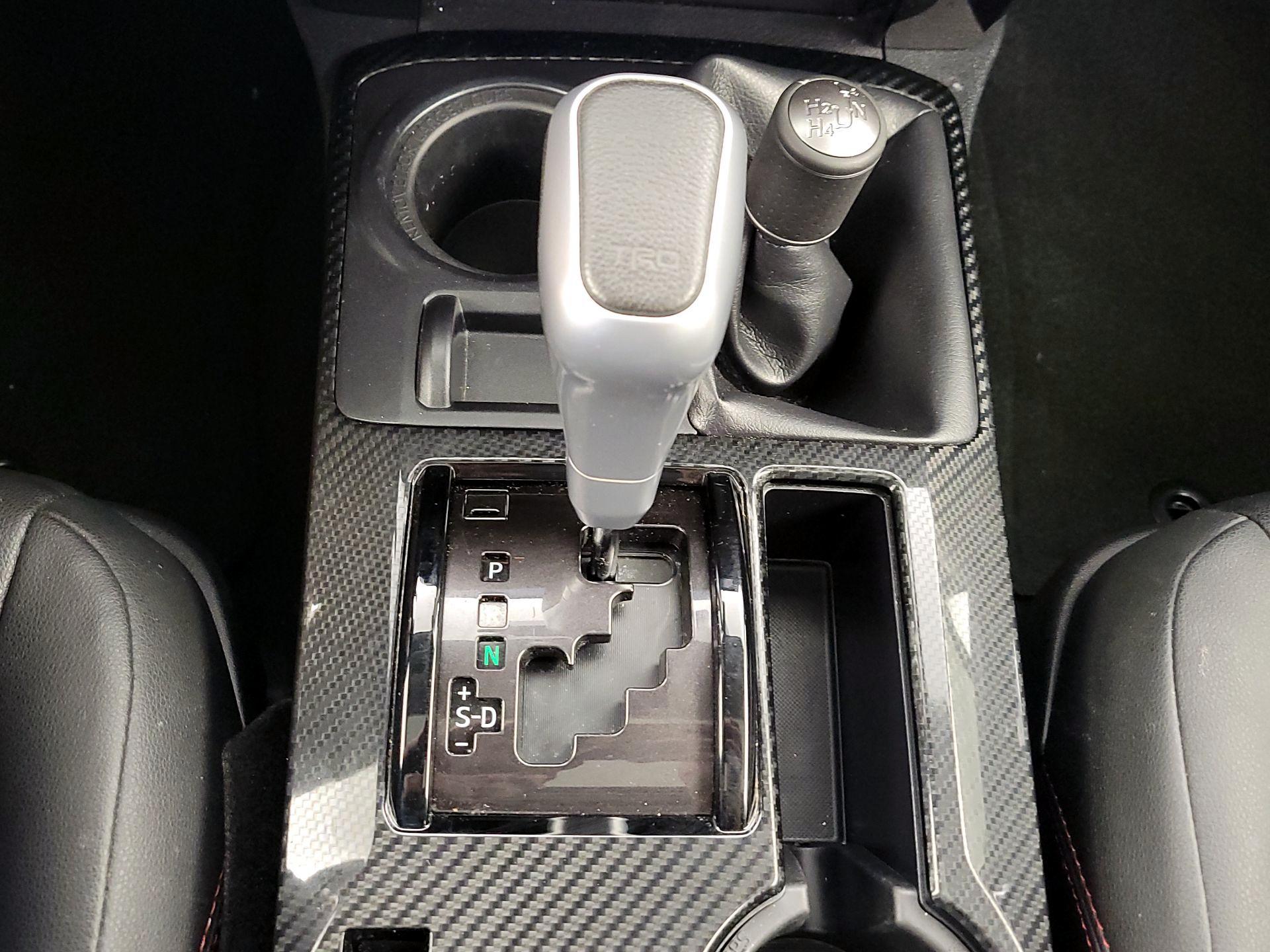 Thumbnail: 2022 Toyota 4Runner - 18