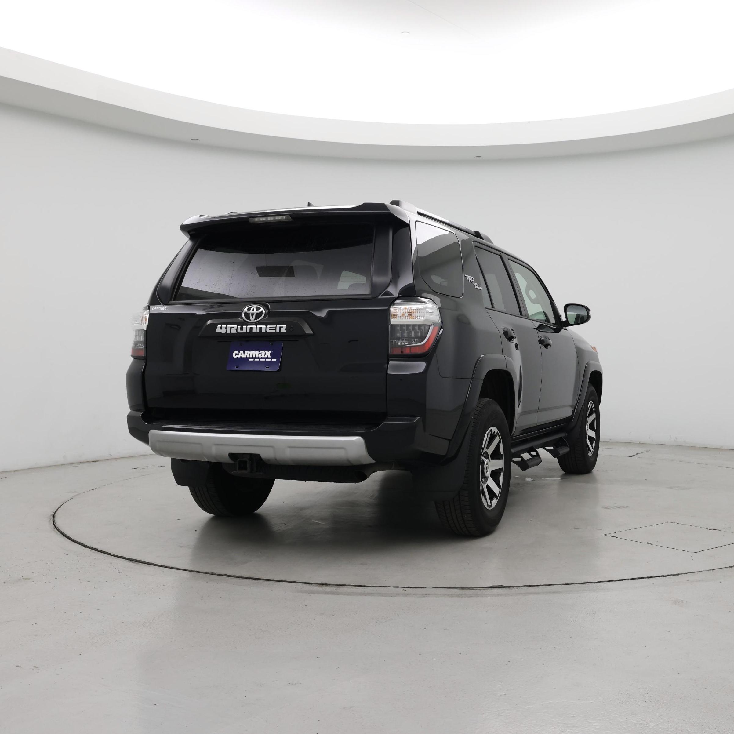 Thumbnail: 2022 Toyota 4Runner - 8