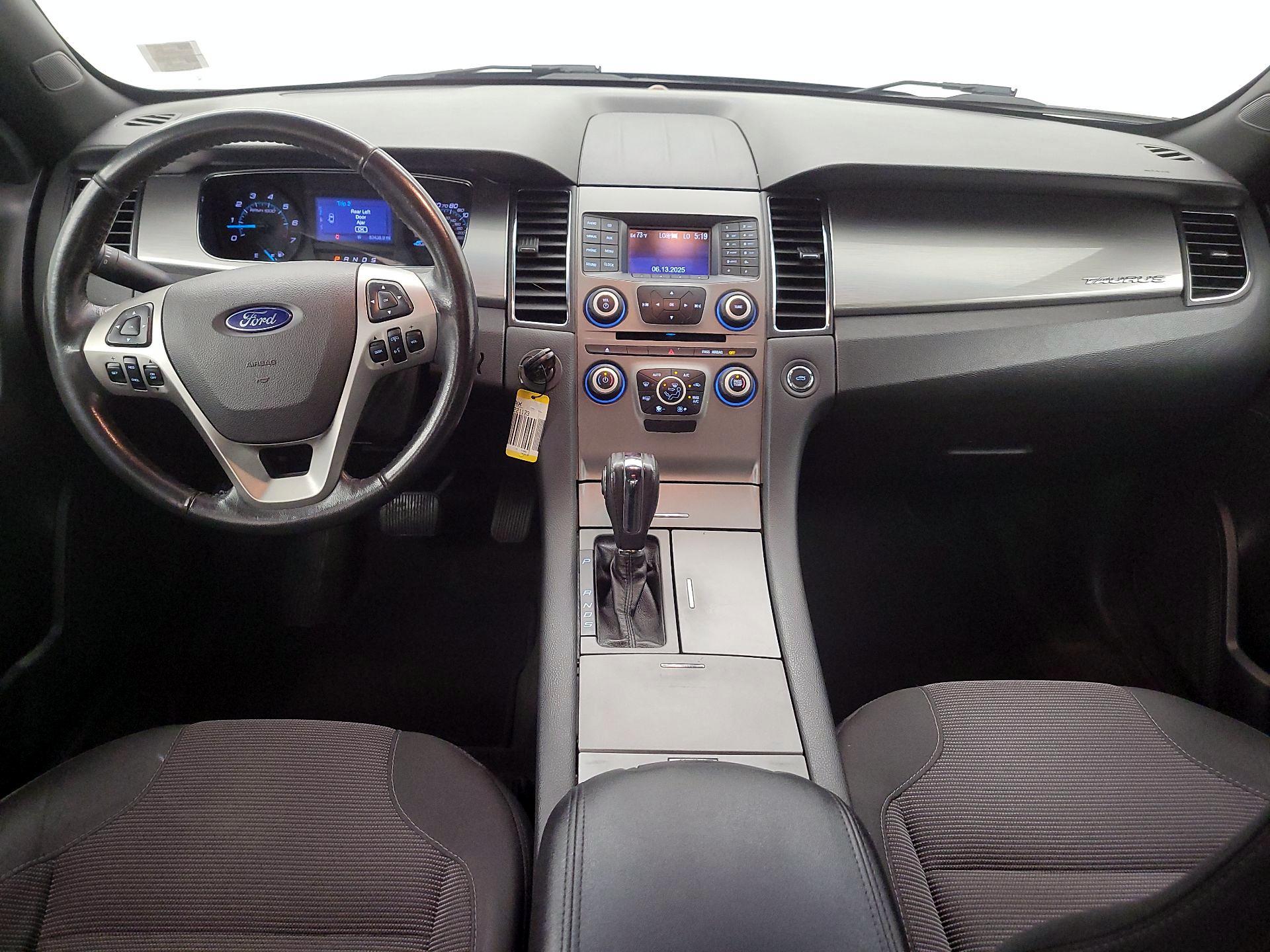Thumbnail: 2013 Ford Taurus - 9