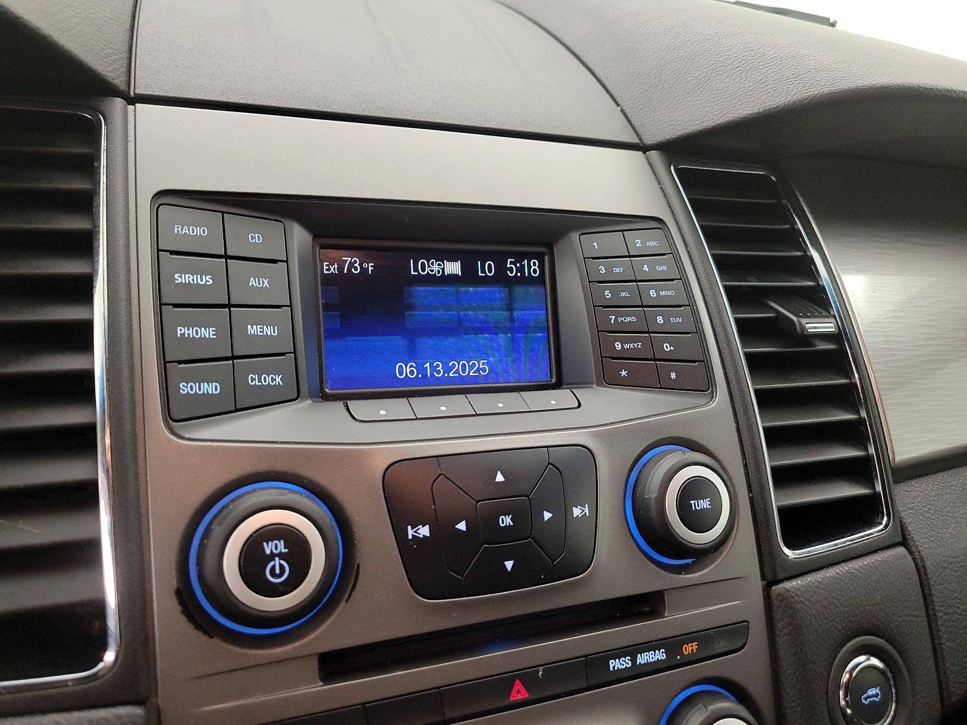 Thumbnail: 2013 Ford Taurus - 15