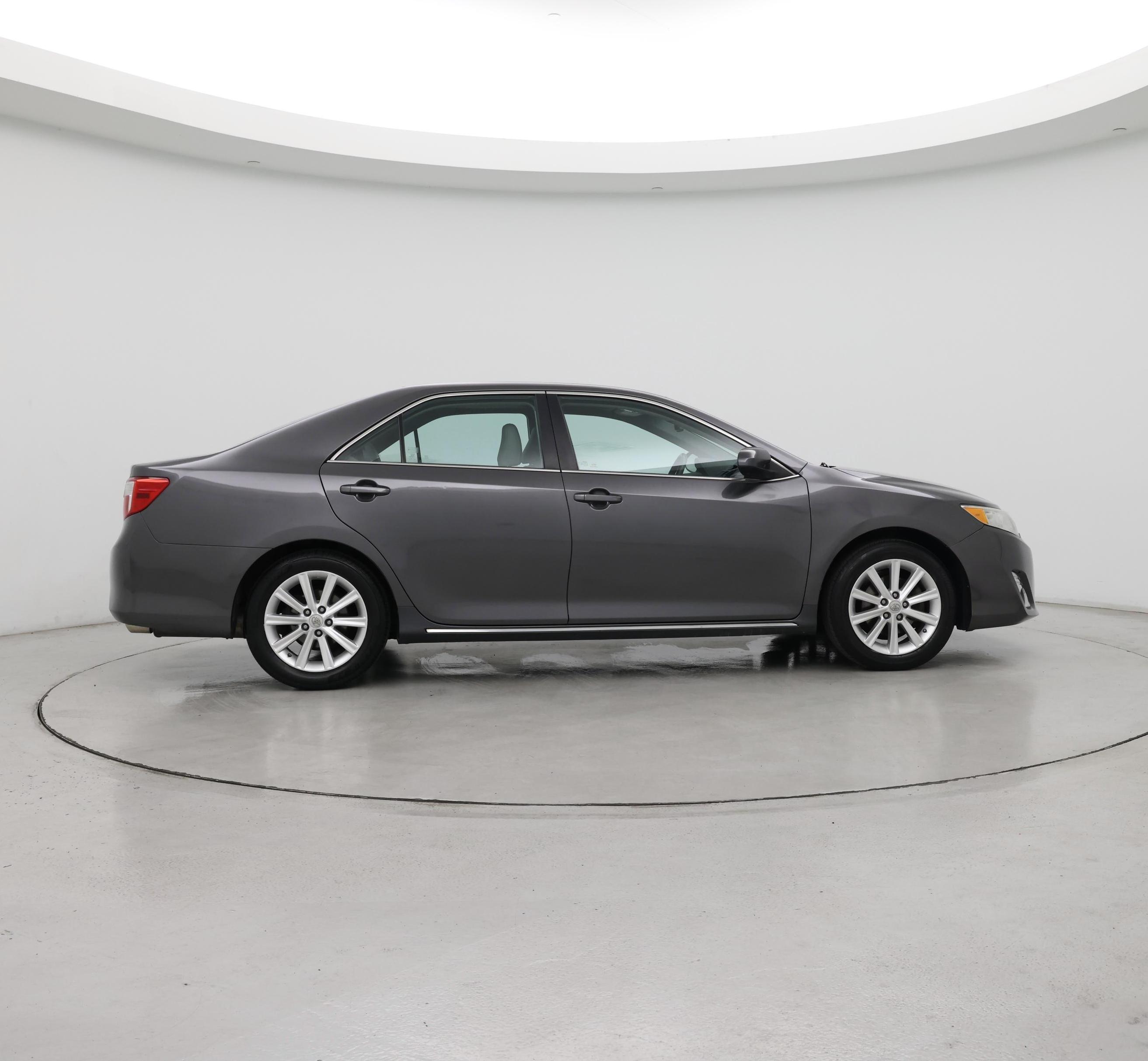 Thumbnail: 2014 Toyota Camry - 7