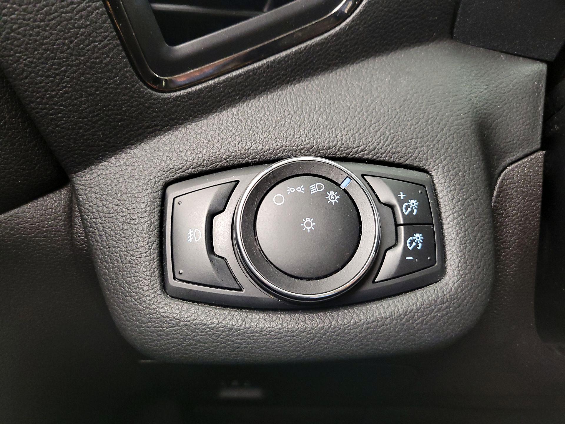 Thumbnail: 2014 Ford Escape - 13