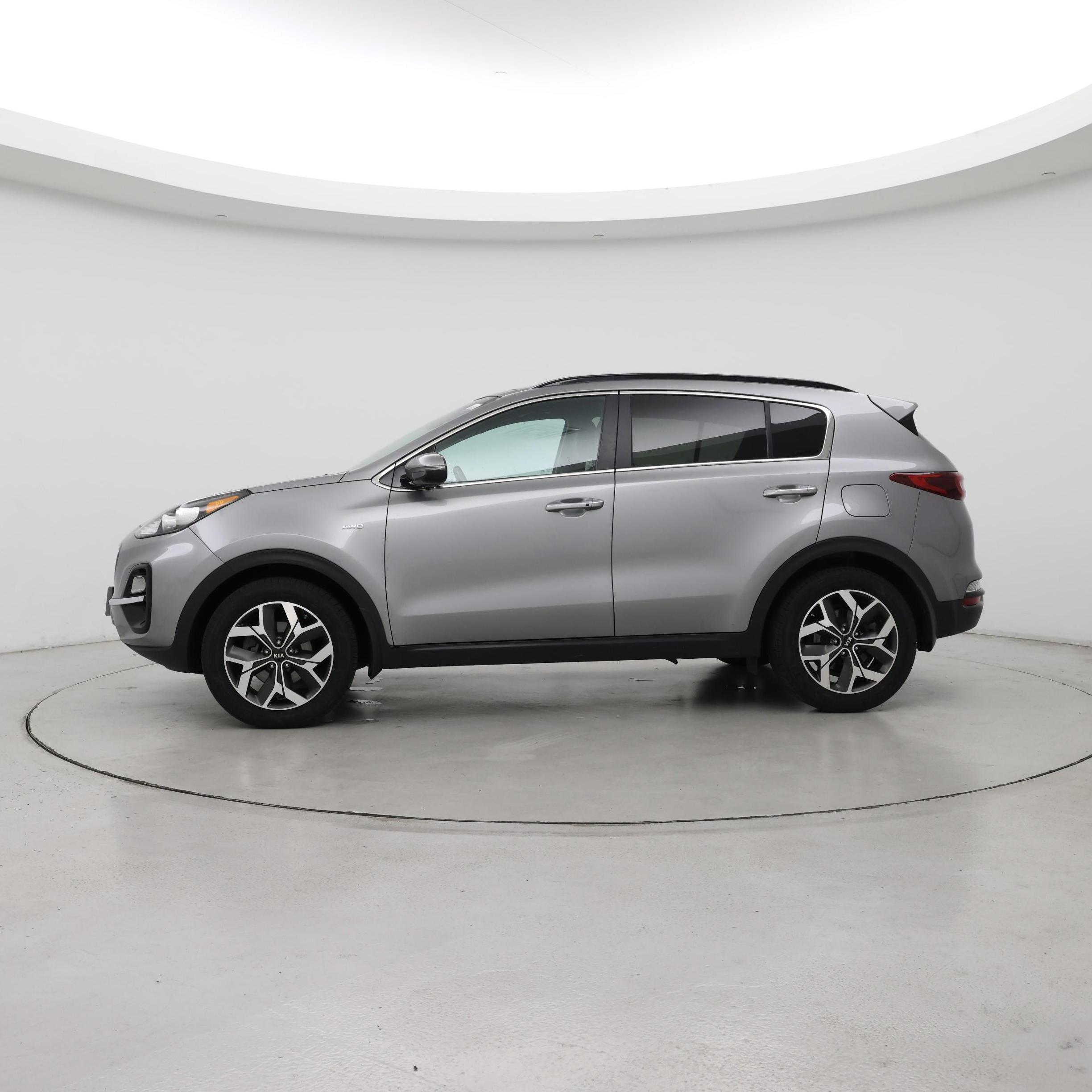 Thumbnail: 2021 Kia Sportage - 3