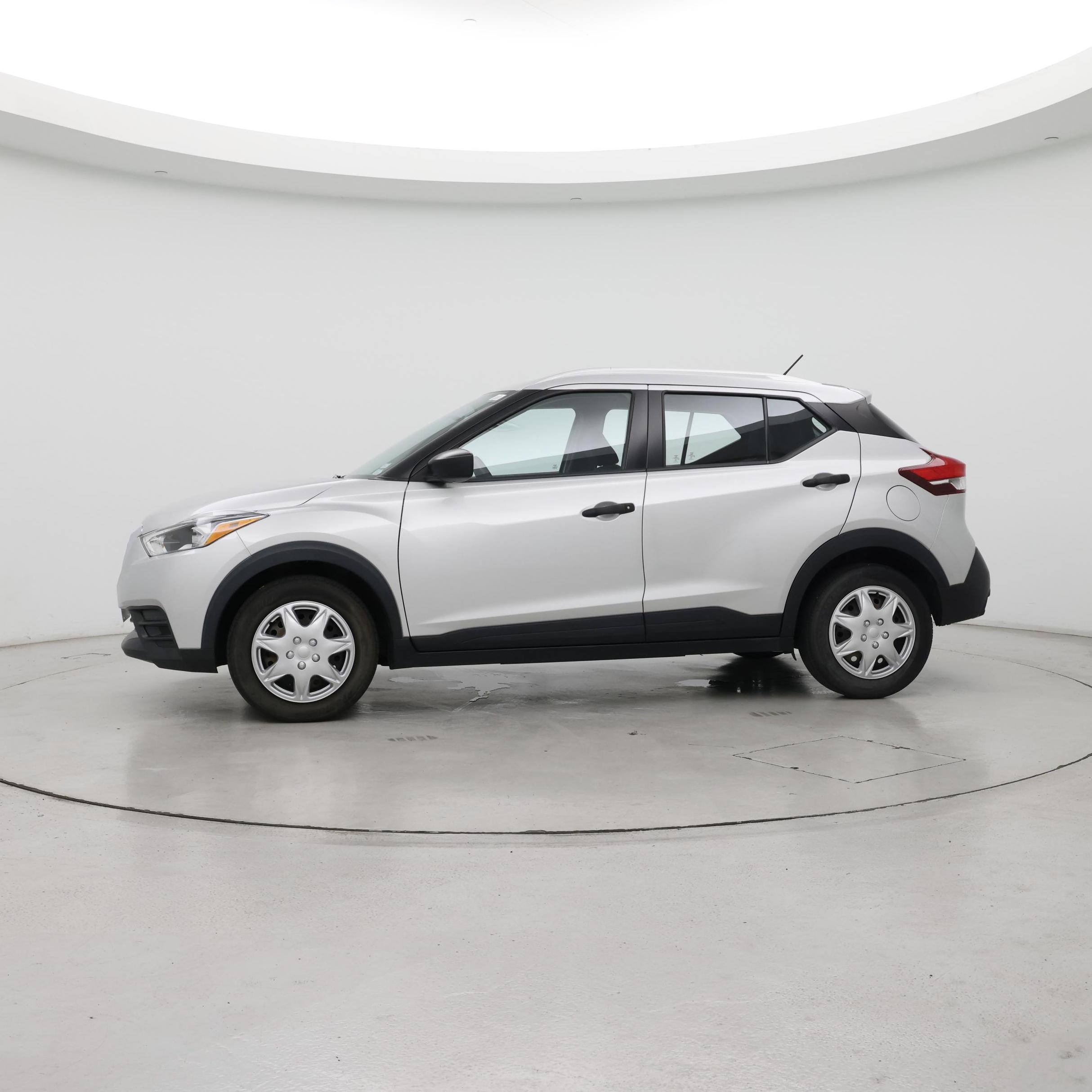 Thumbnail: 2019 Nissan Kicks - 3