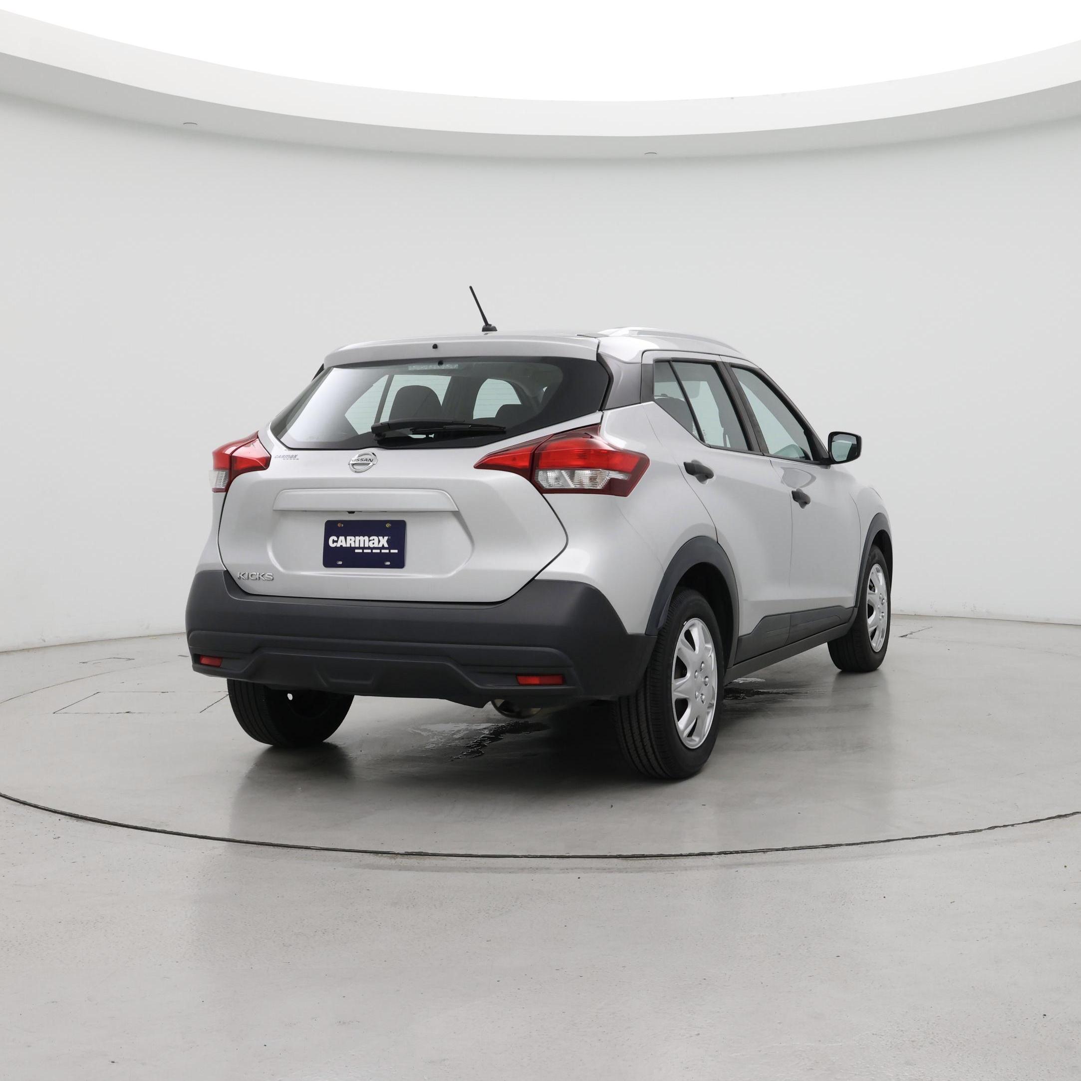 Thumbnail: 2019 Nissan Kicks - 8