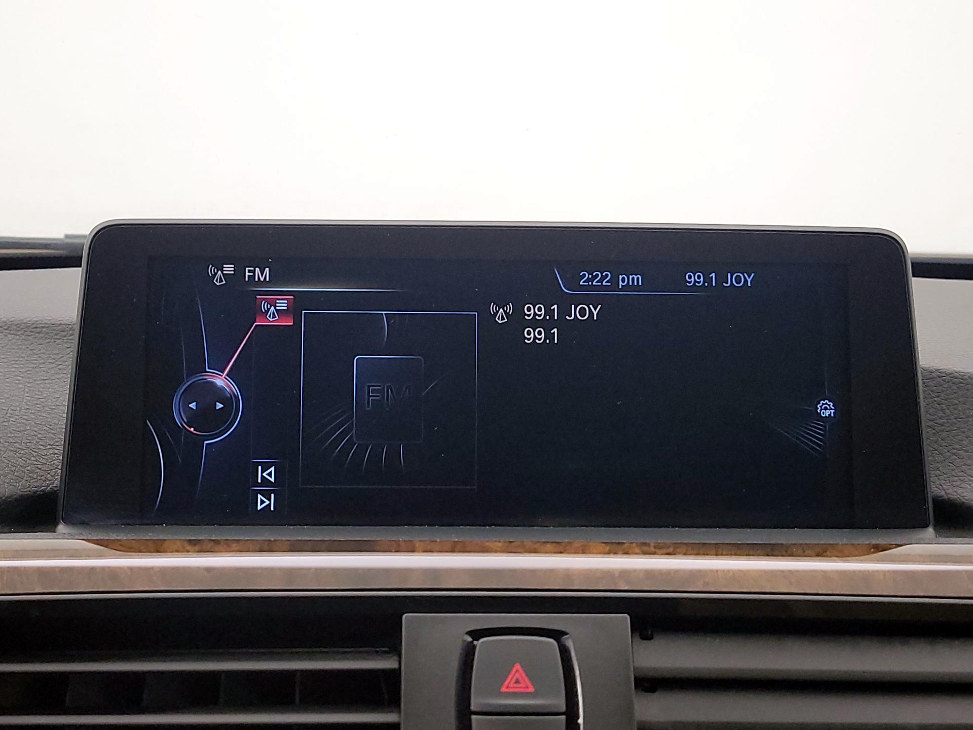Thumbnail: 2015 BMW 3 Series - 16