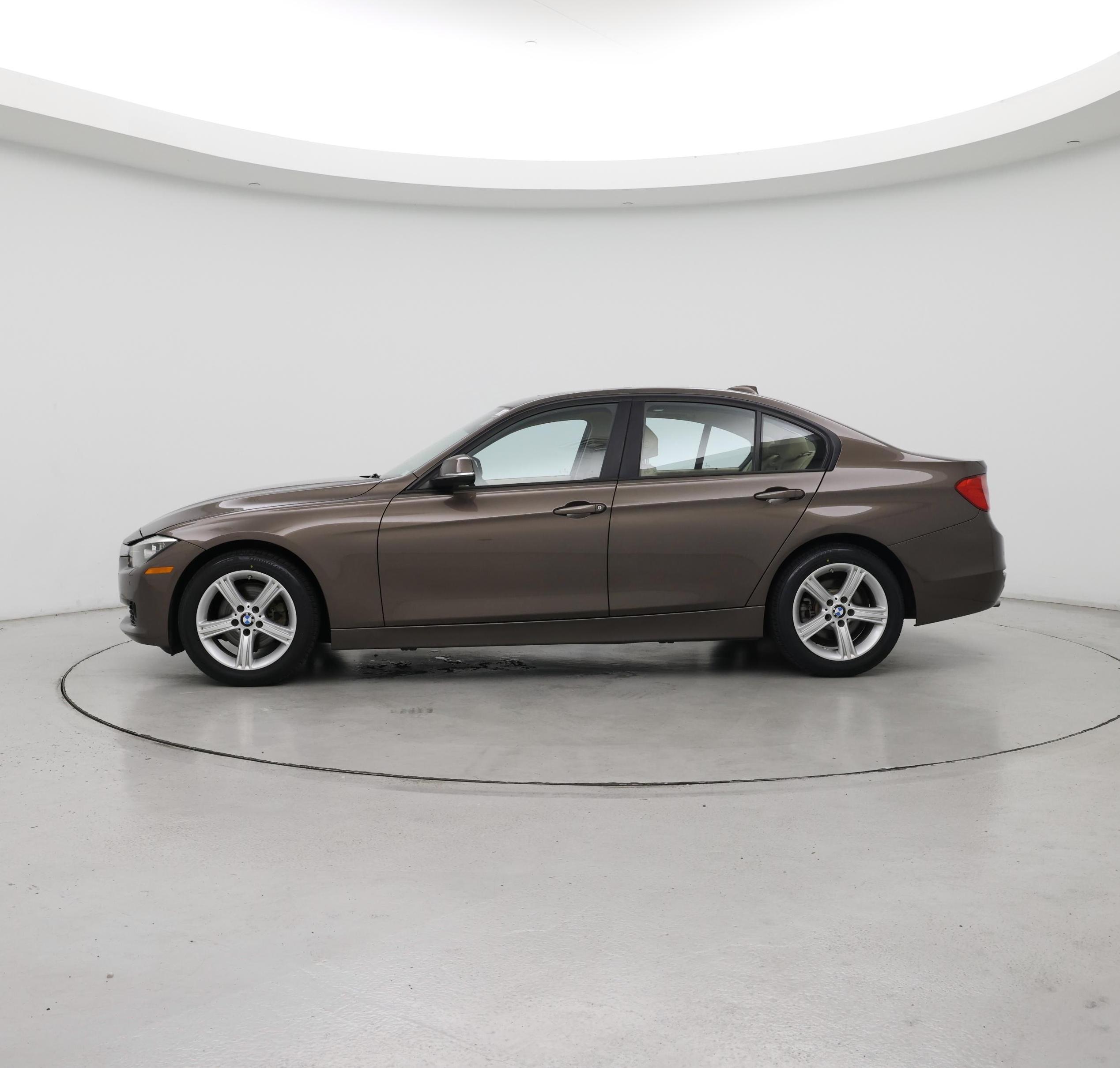 Thumbnail: 2015 BMW 3 Series - 3