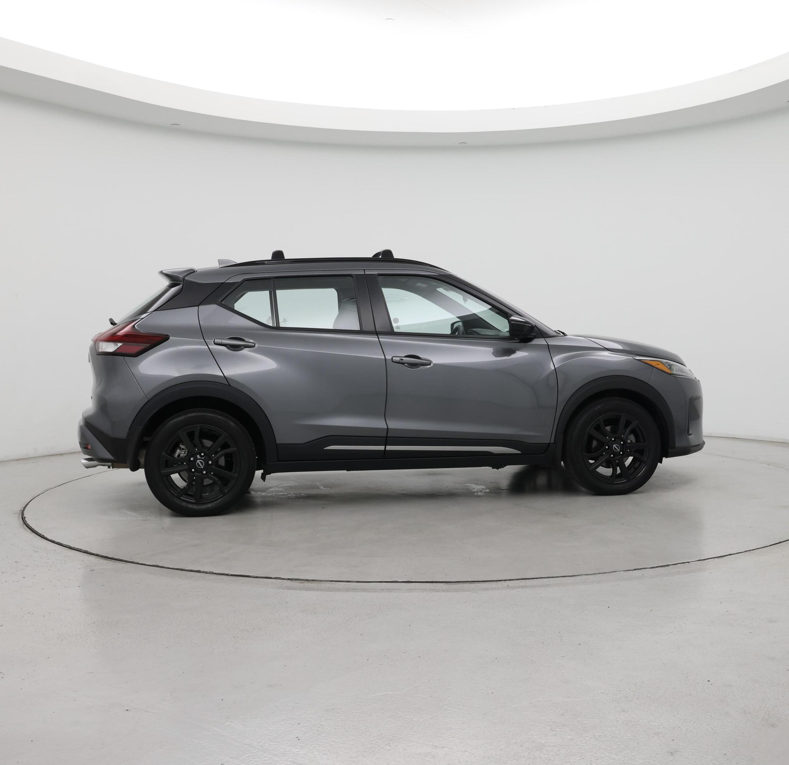 Thumbnail: 2024 Nissan Kicks - 7