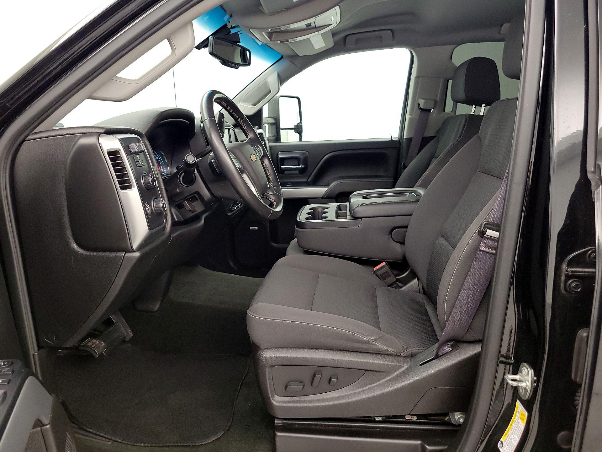 Thumbnail: 2016 Chevrolet Silverado 2500 - 11