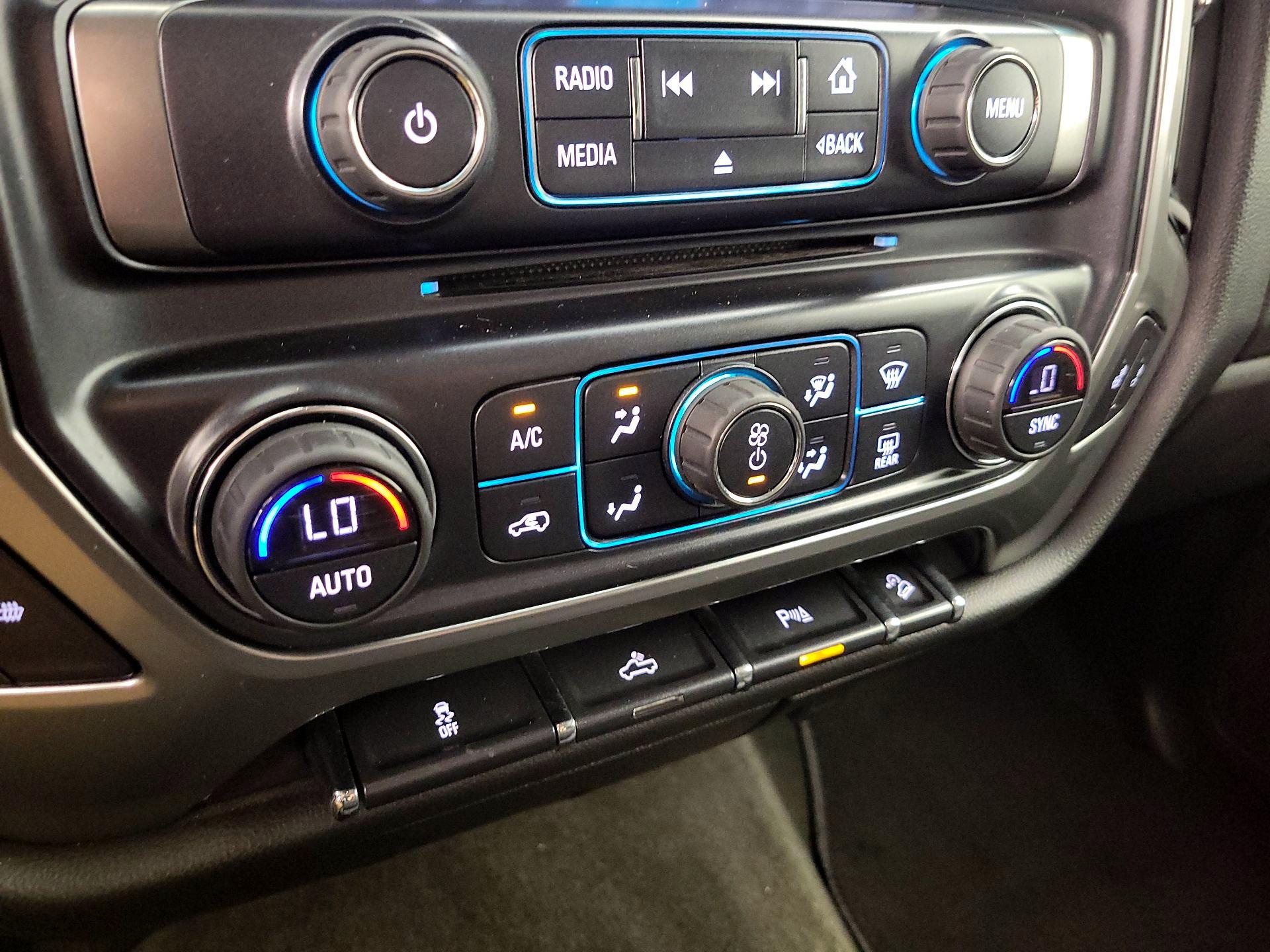 Thumbnail: 2016 Chevrolet Silverado 2500 - 16
