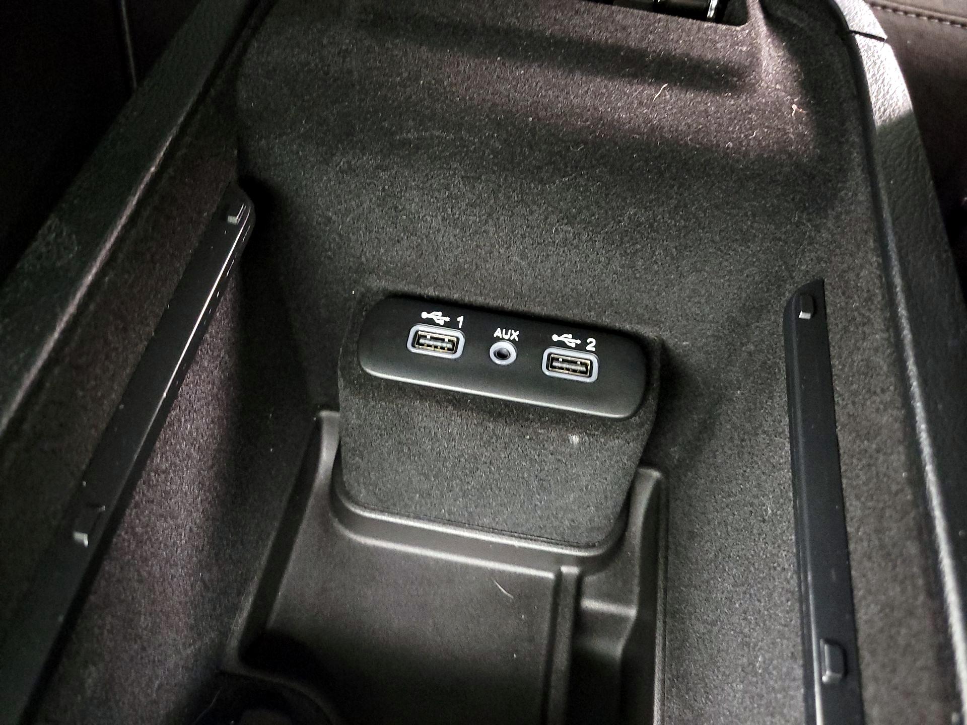 Thumbnail: 2019 Dodge Charger - 18