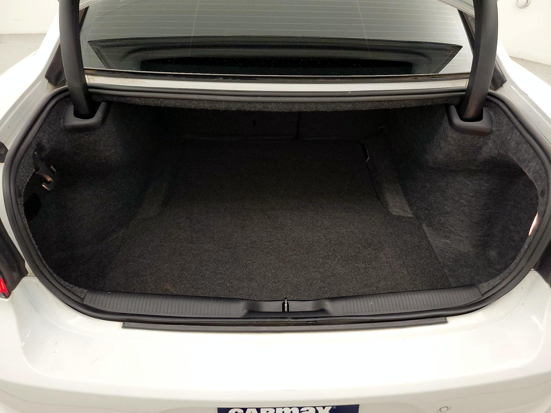 Thumbnail: 2019 Dodge Charger - 20