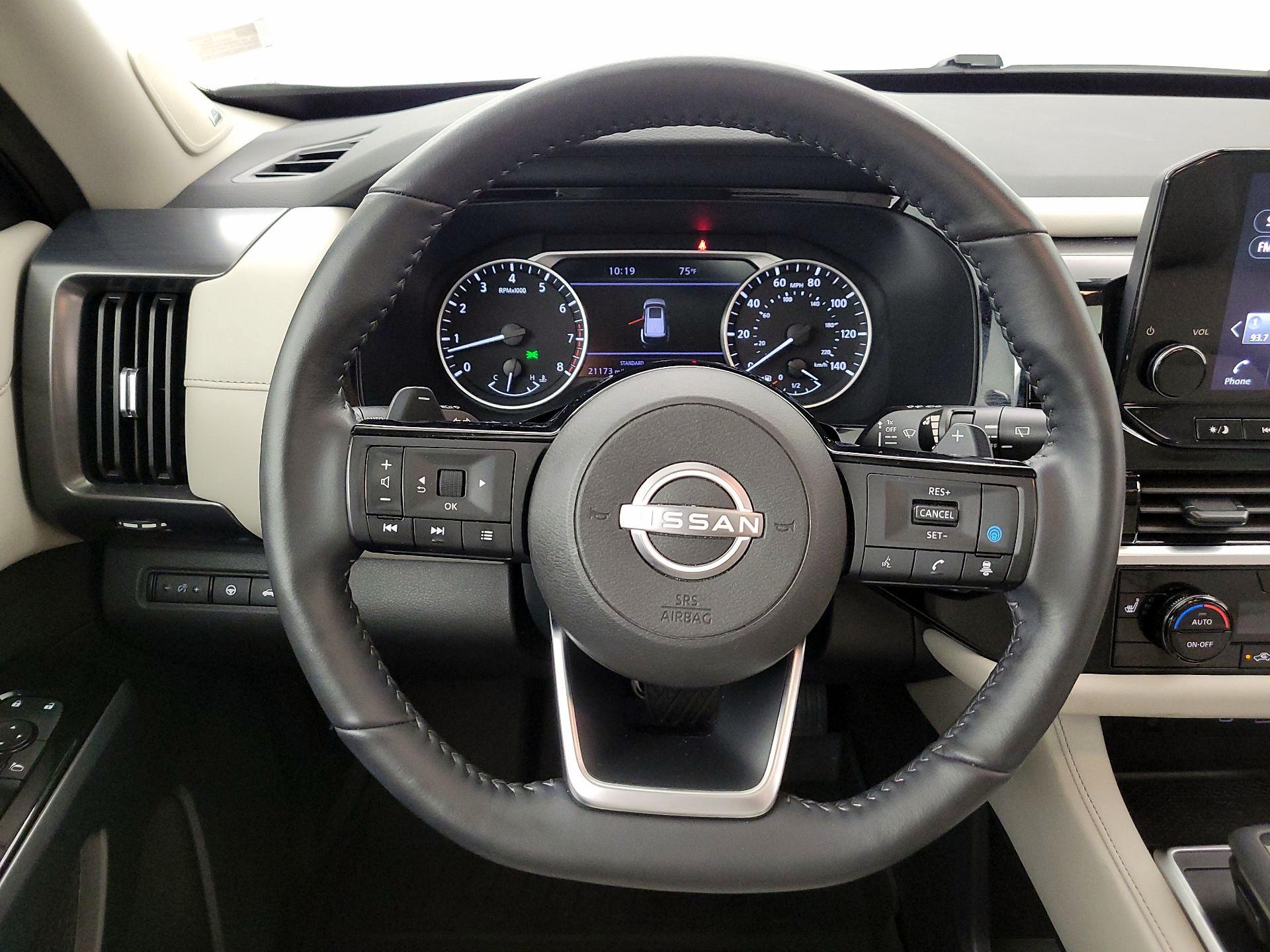 Thumbnail: 2024 Nissan Pathfinder - 10