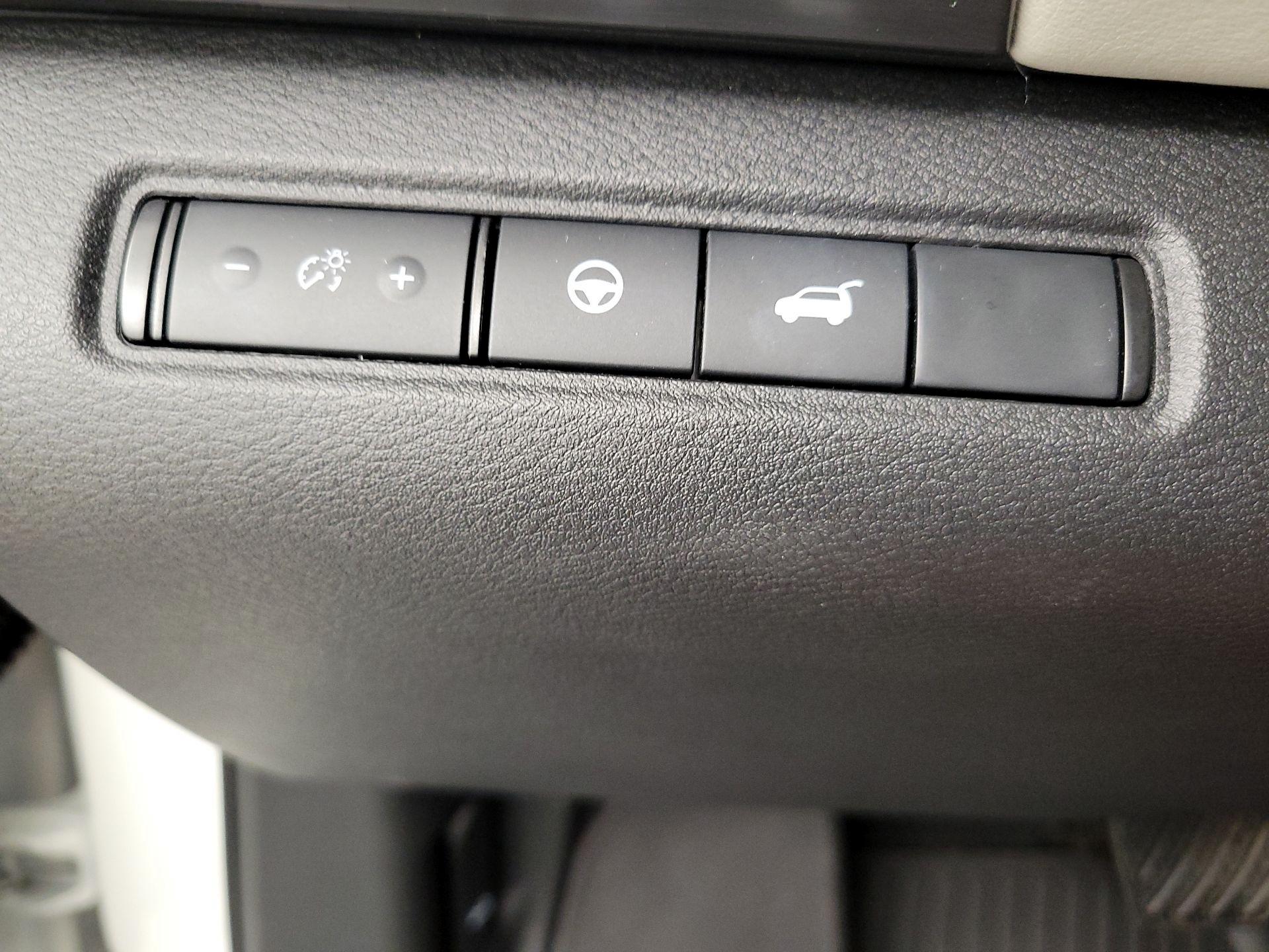 Thumbnail: 2024 Nissan Pathfinder - 13