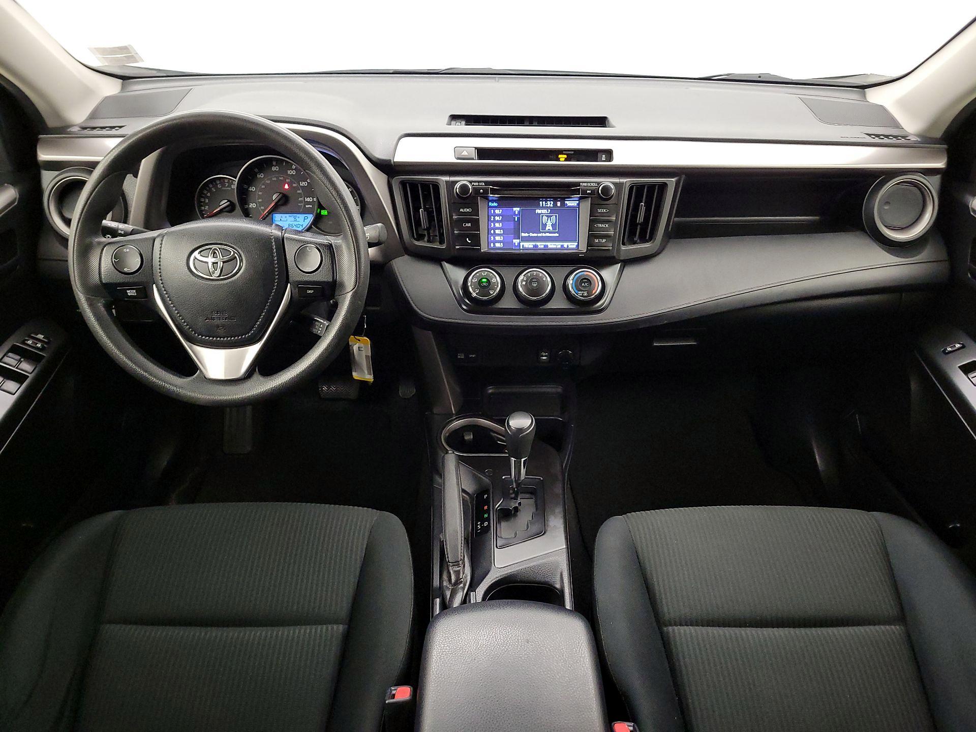 Thumbnail: 2016 Toyota RAV4 - 9