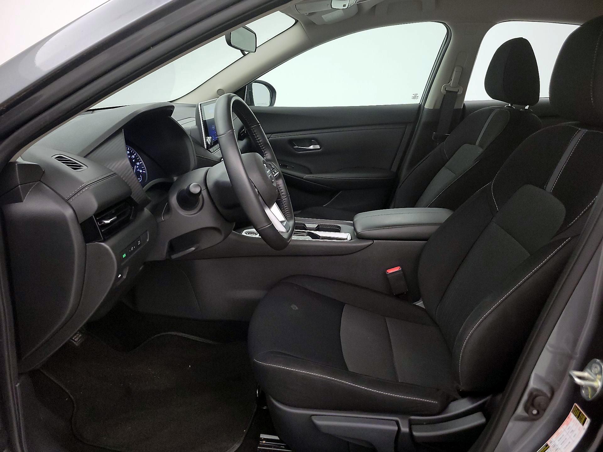 Thumbnail: 2021 Nissan Sentra - 11