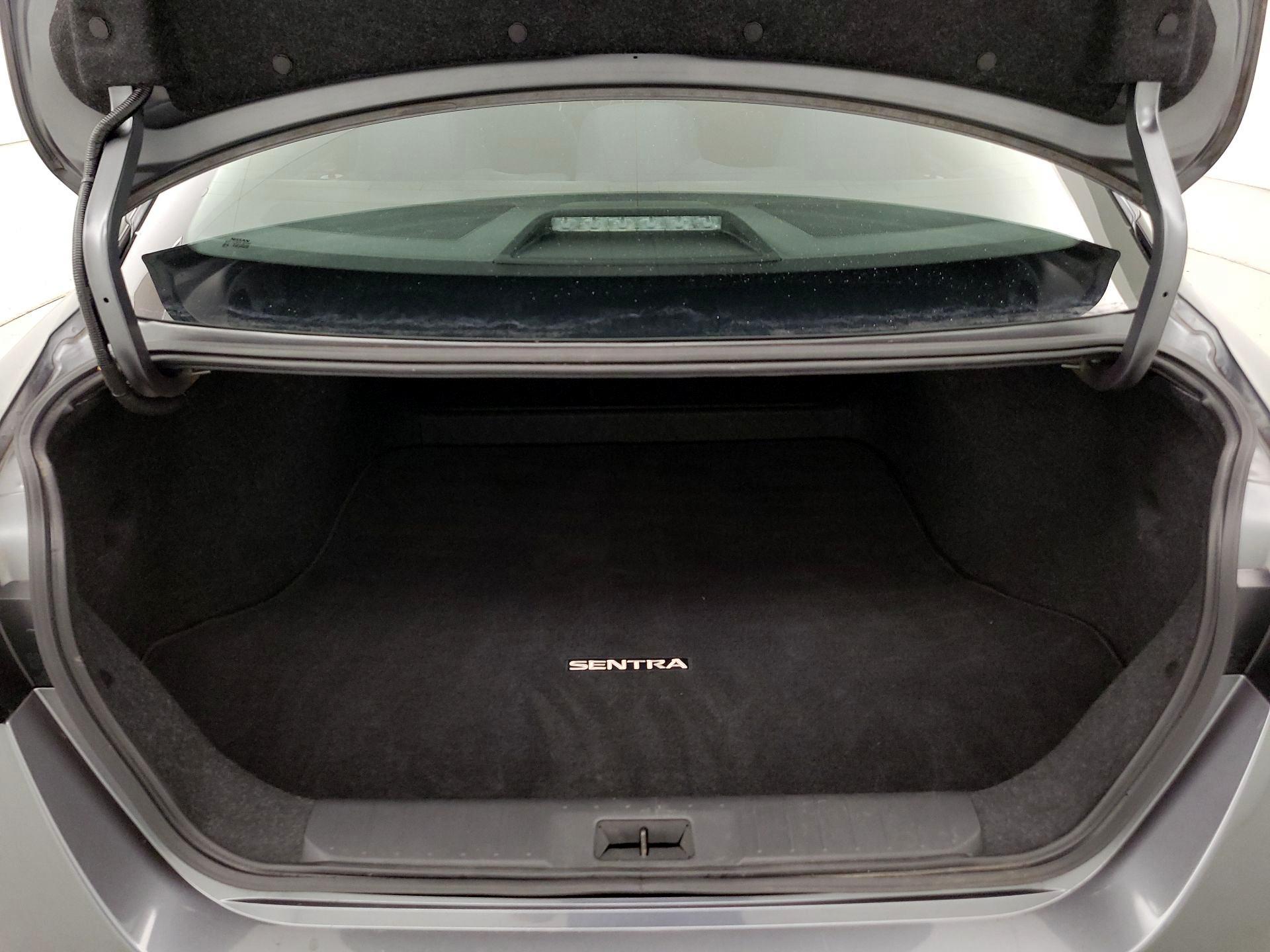 Thumbnail: 2021 Nissan Sentra - 20