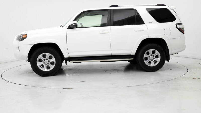 2021 Toyota 4Runner SR5 3