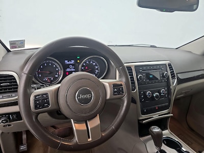Steering Wheel & Instrument Cluster (On)