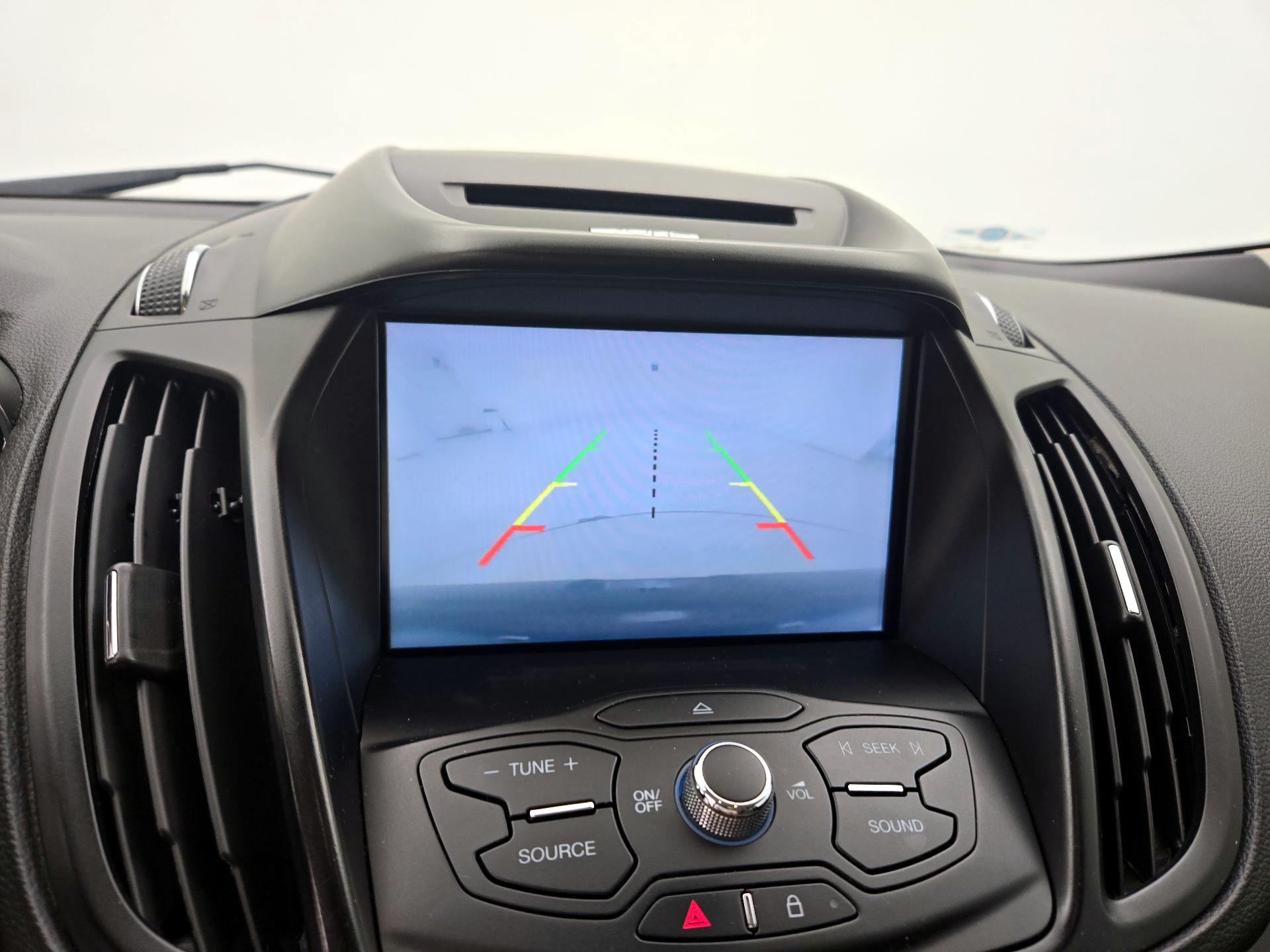 Thumbnail: 2015 Ford Escape - 14