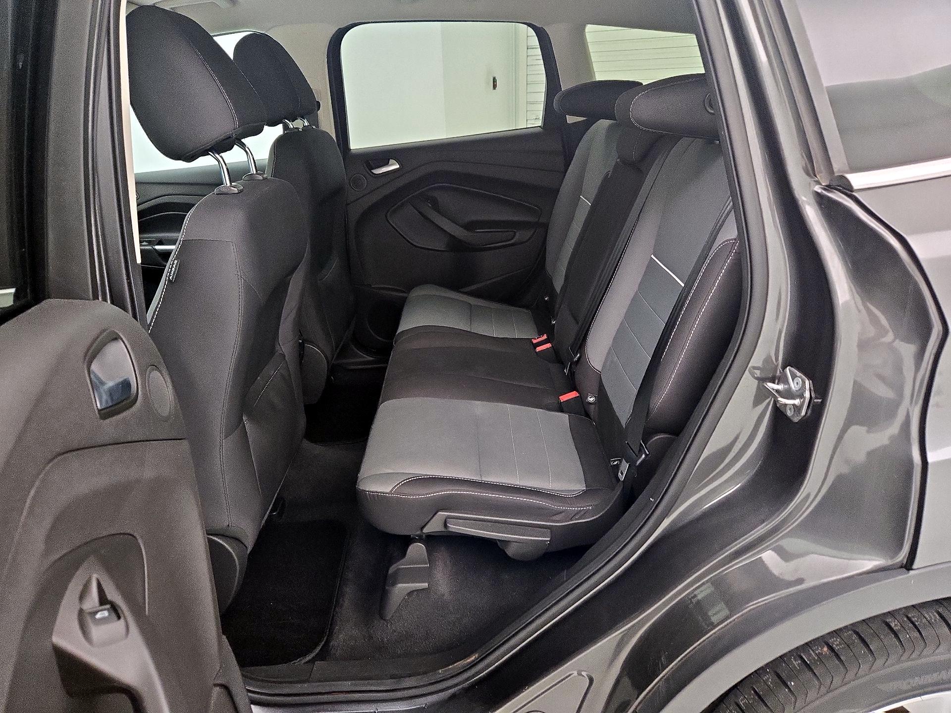 Thumbnail: 2015 Ford Escape - 19