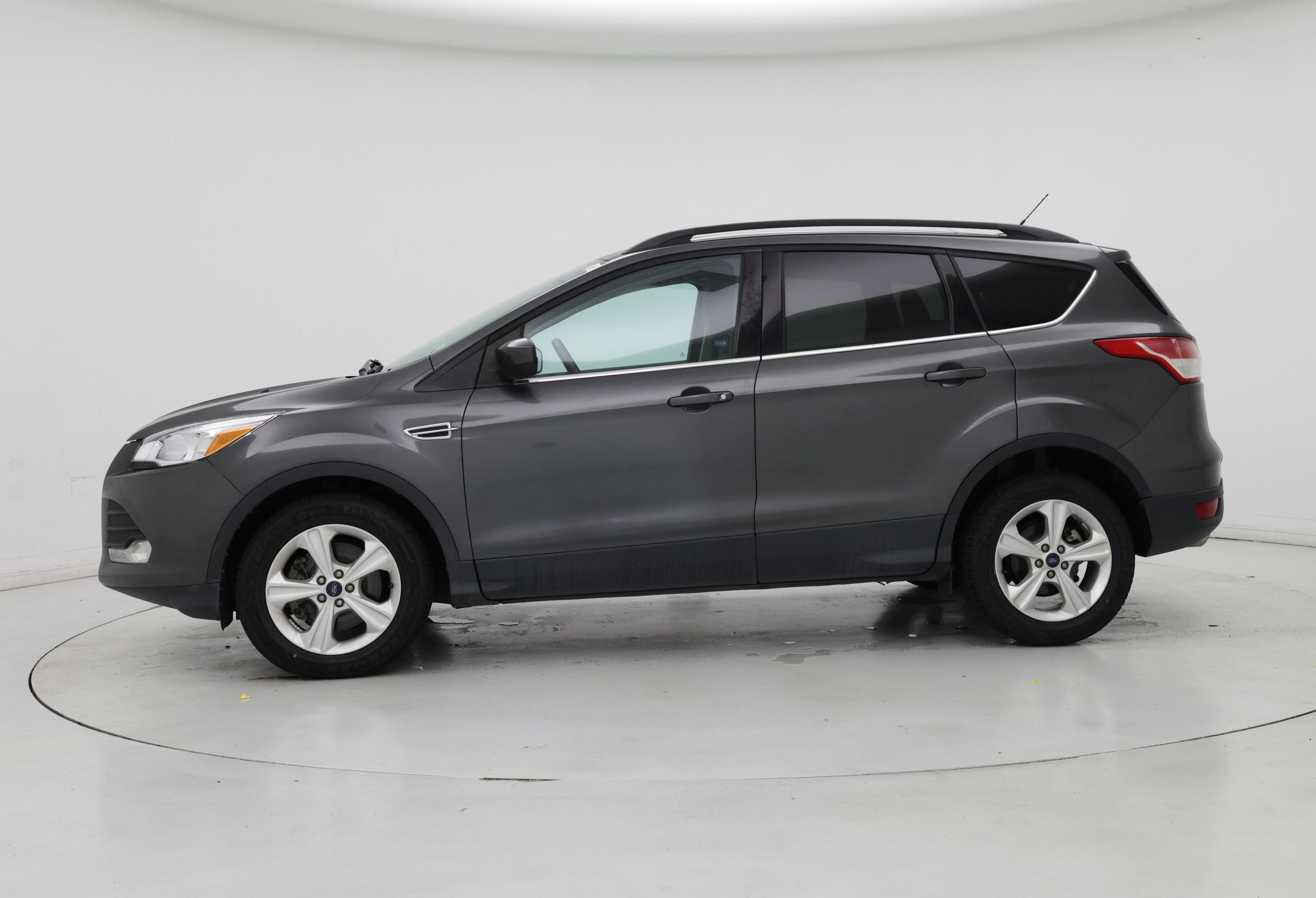 Thumbnail: 2015 Ford Escape - 3