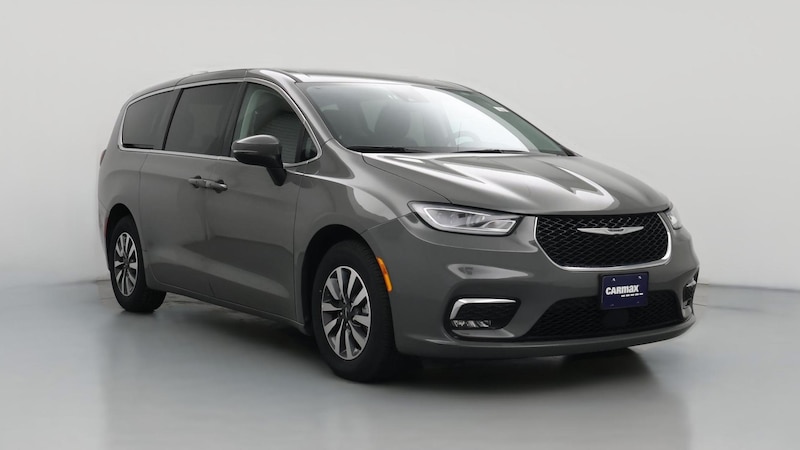 2023 Chrysler Pacifica Hybrid Touring L Hero Image