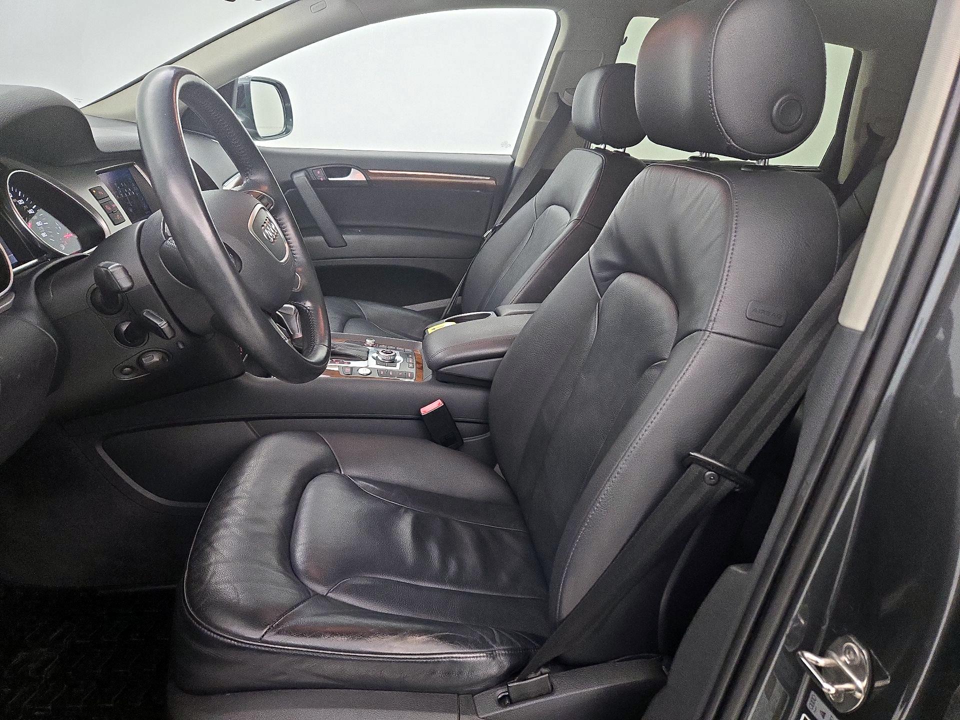 Thumbnail: 2015 Audi Q7 - 11