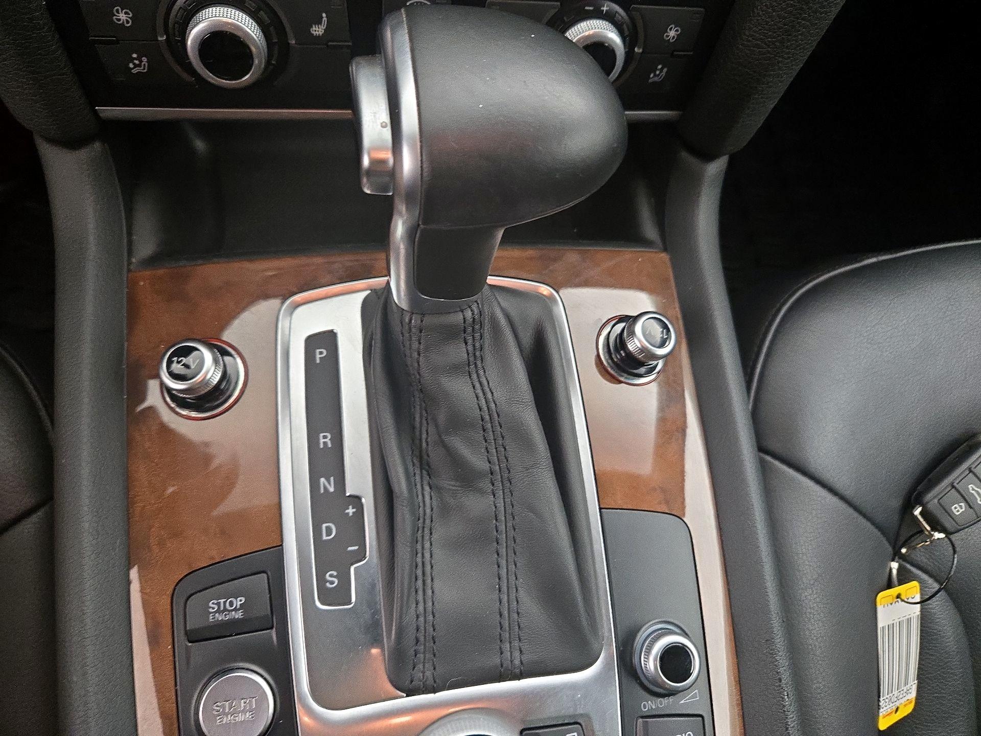 Thumbnail: 2015 Audi Q7 - 18