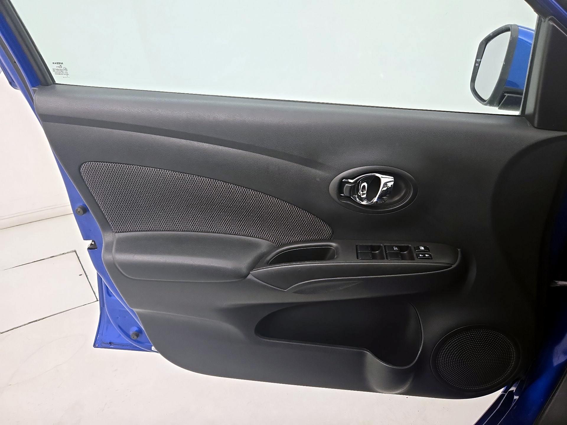 Thumbnail: 2016 Nissan Versa - 12