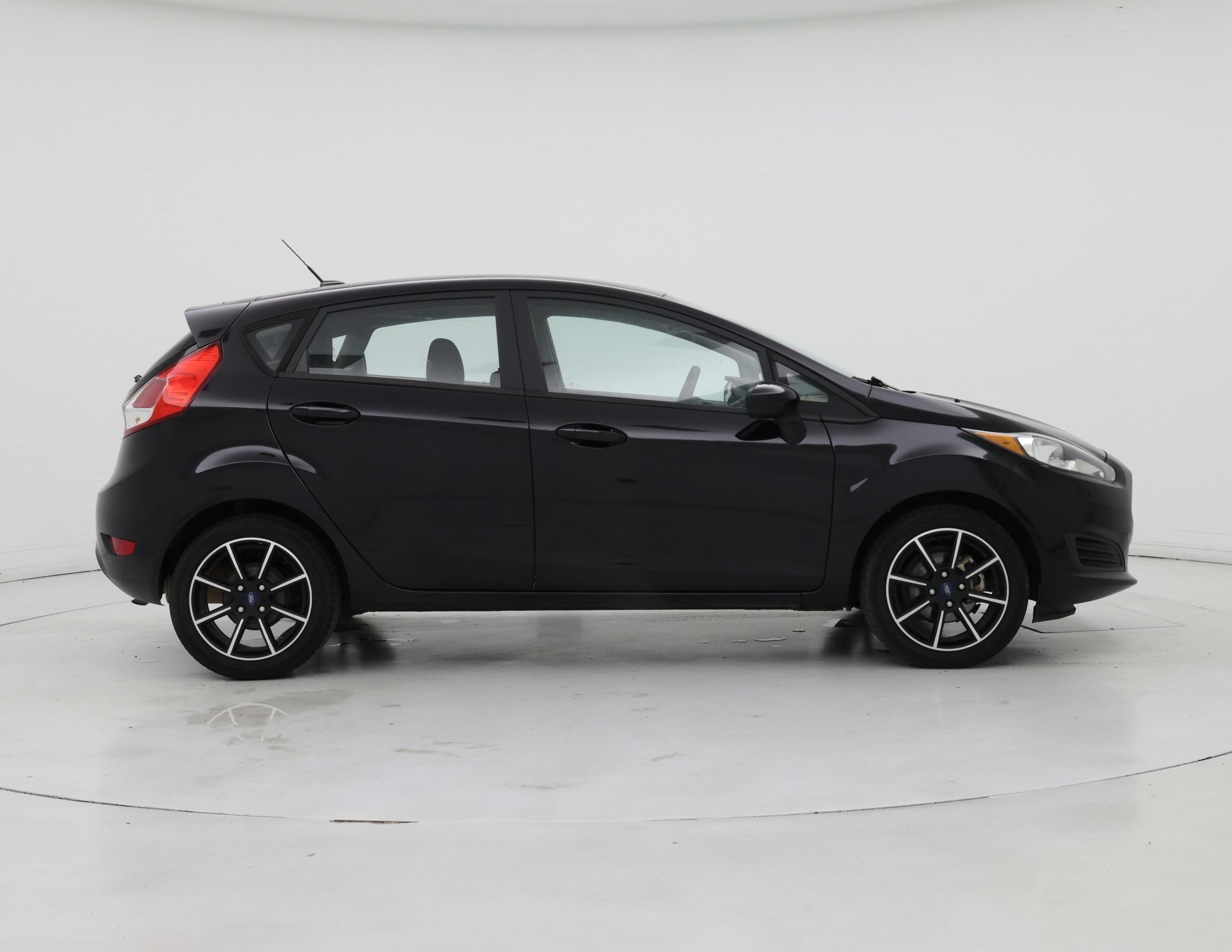 Thumbnail: 2019 Ford Fiesta - 7