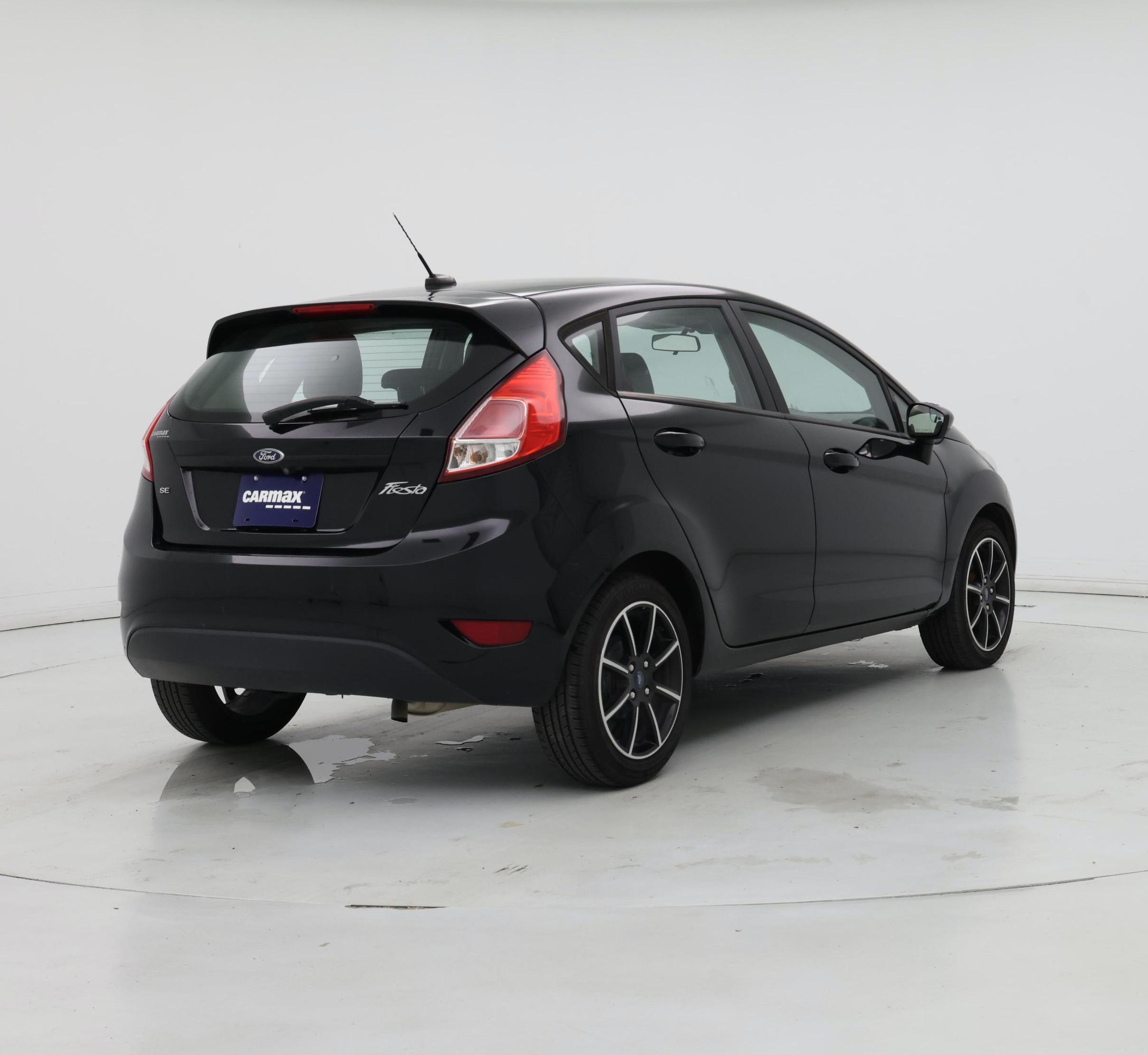 Thumbnail: 2019 Ford Fiesta - 8