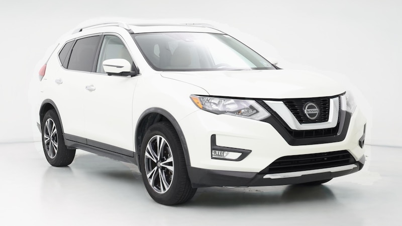 2020 Nissan Rogue SV Hero Image