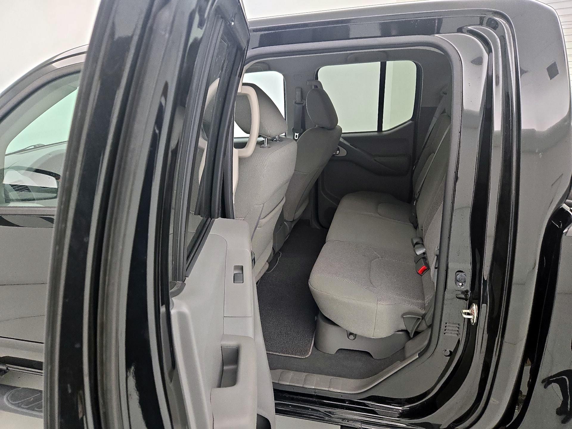 Thumbnail: 2020 Nissan Frontier - 19