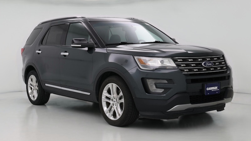 2016 Ford Explorer XLT Hero Image