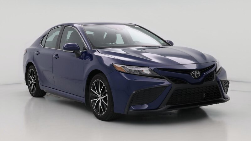 2023 Toyota Camry SE Hero Image