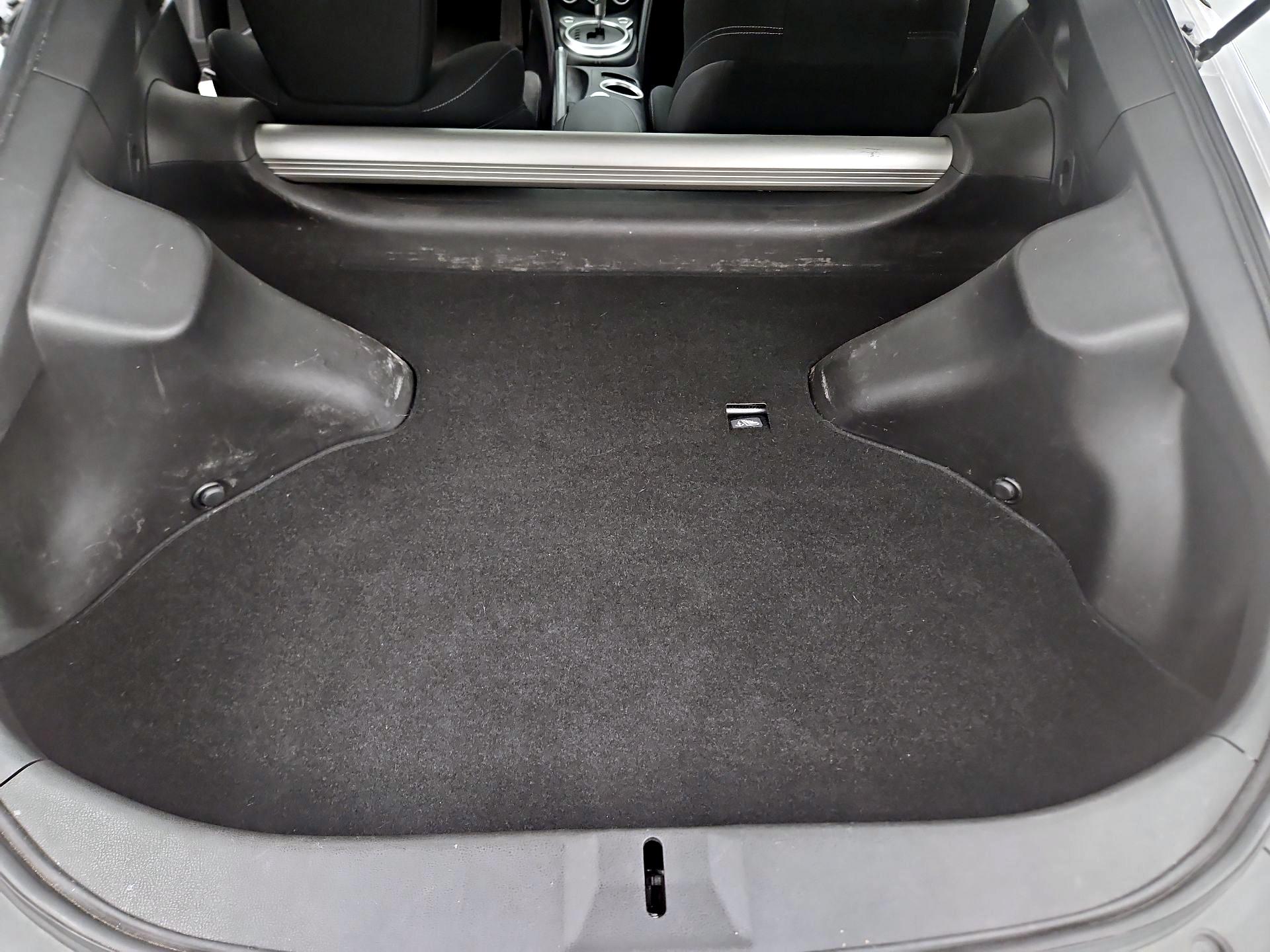 Thumbnail: 2015 Nissan Z - 18